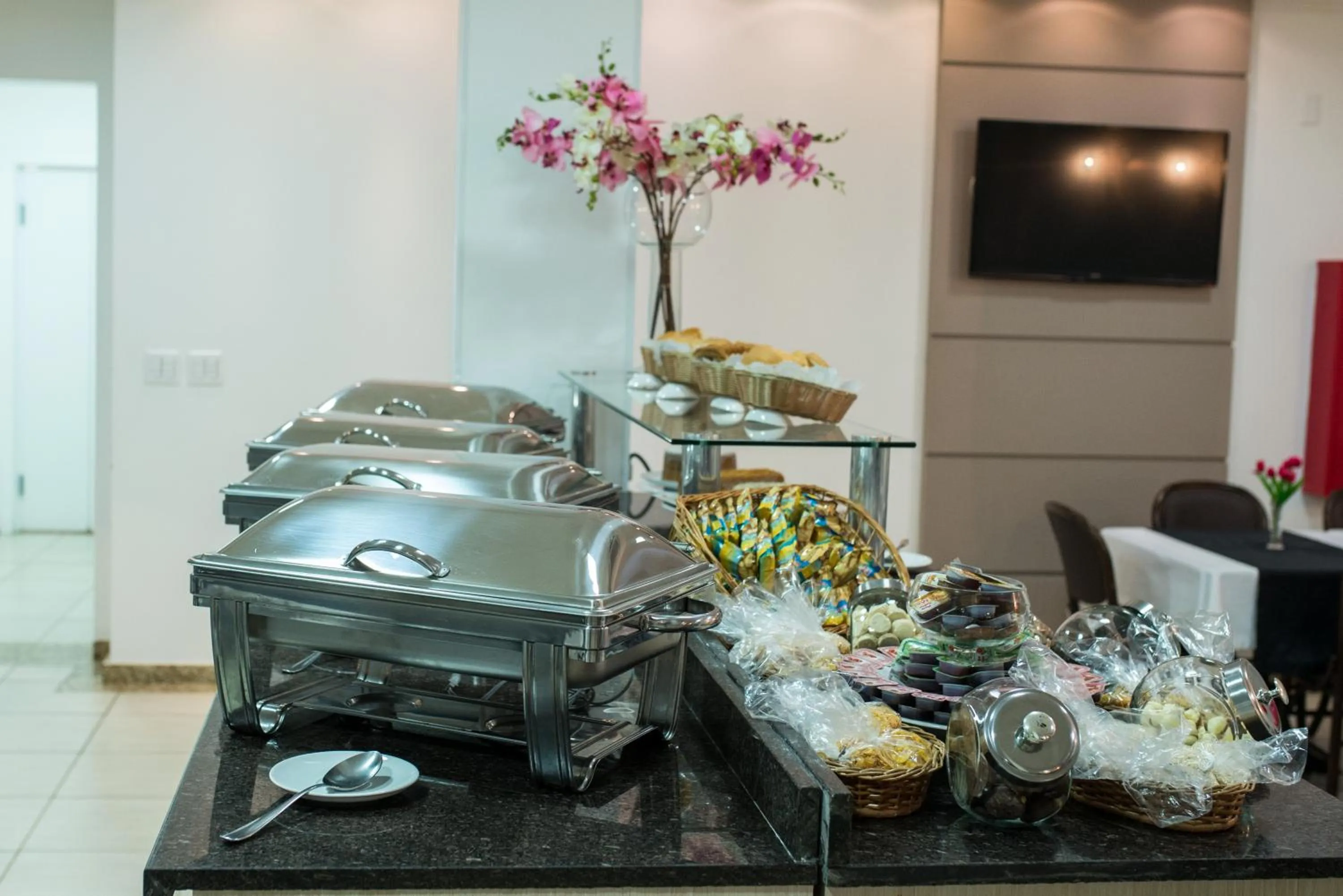 Breakfast in Francisco Beltrão Palace Hotel