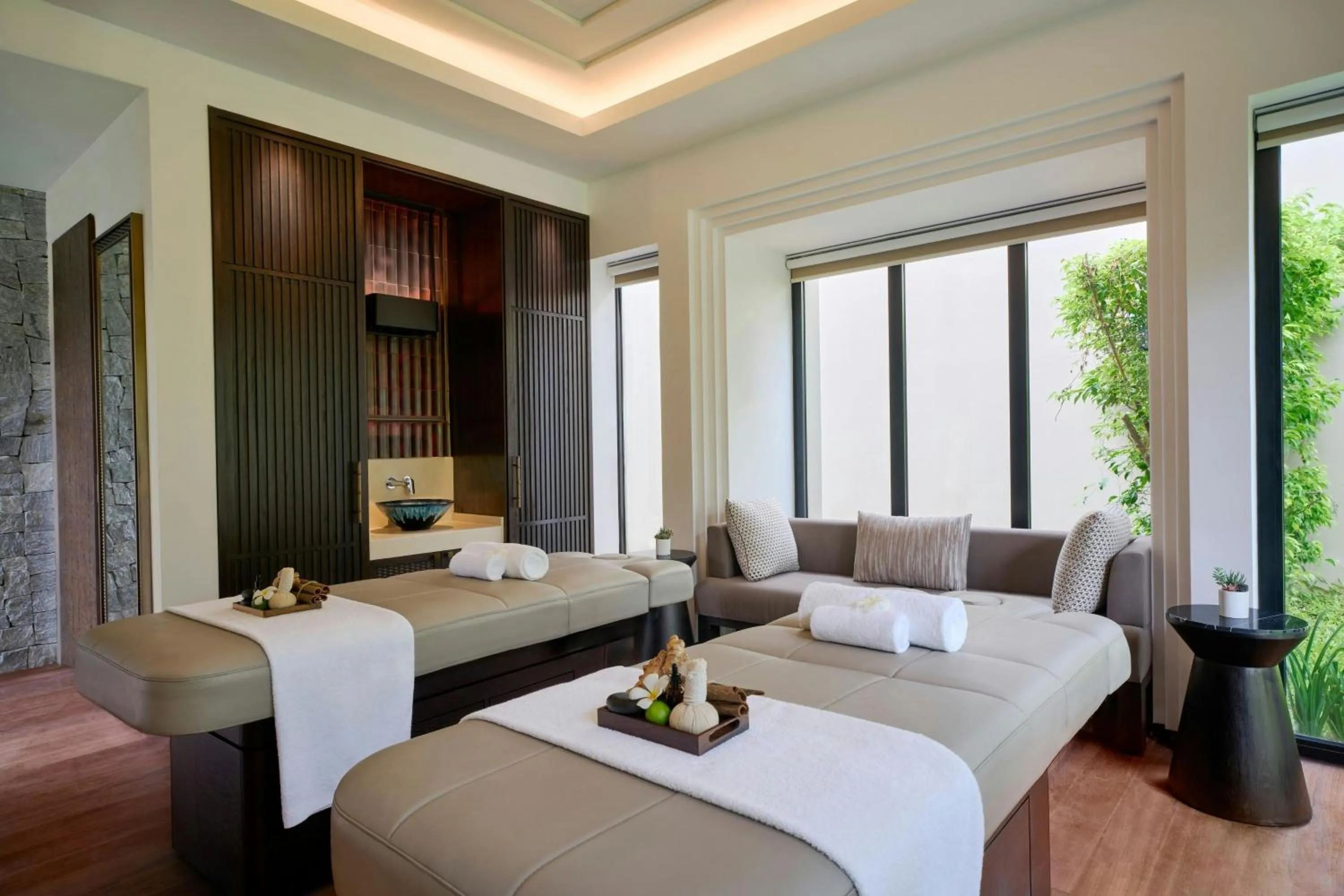 Spa and wellness centre/facilities, Bed in JW Marriott Cam Ranh Bay Resort & Spa
