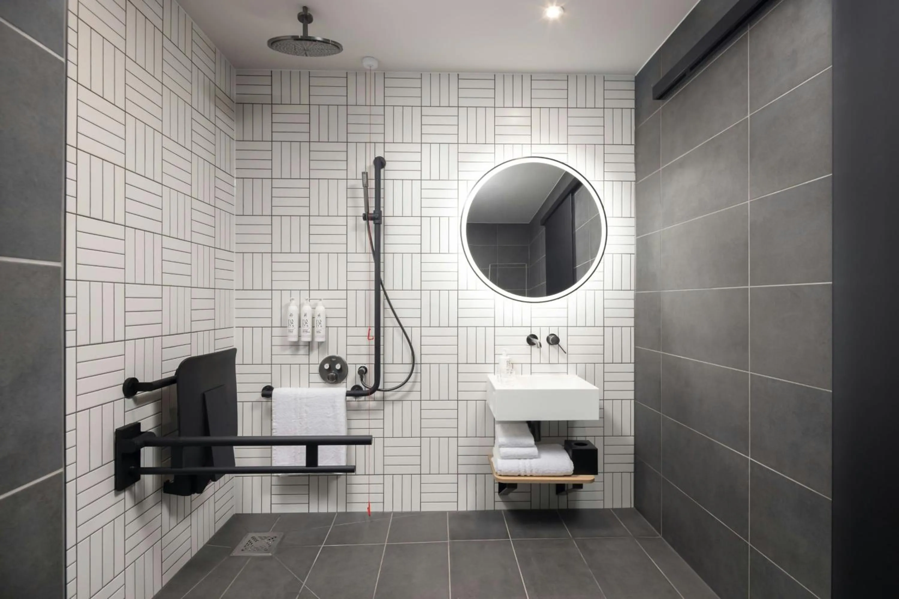 Bathroom in Moxy London Piccadilly Circus