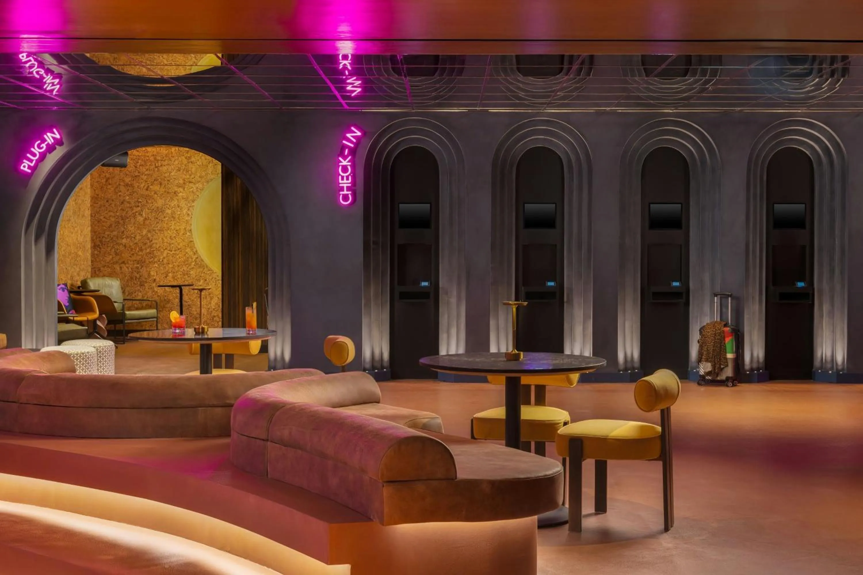 Lounge or bar in Moxy London Piccadilly Circus