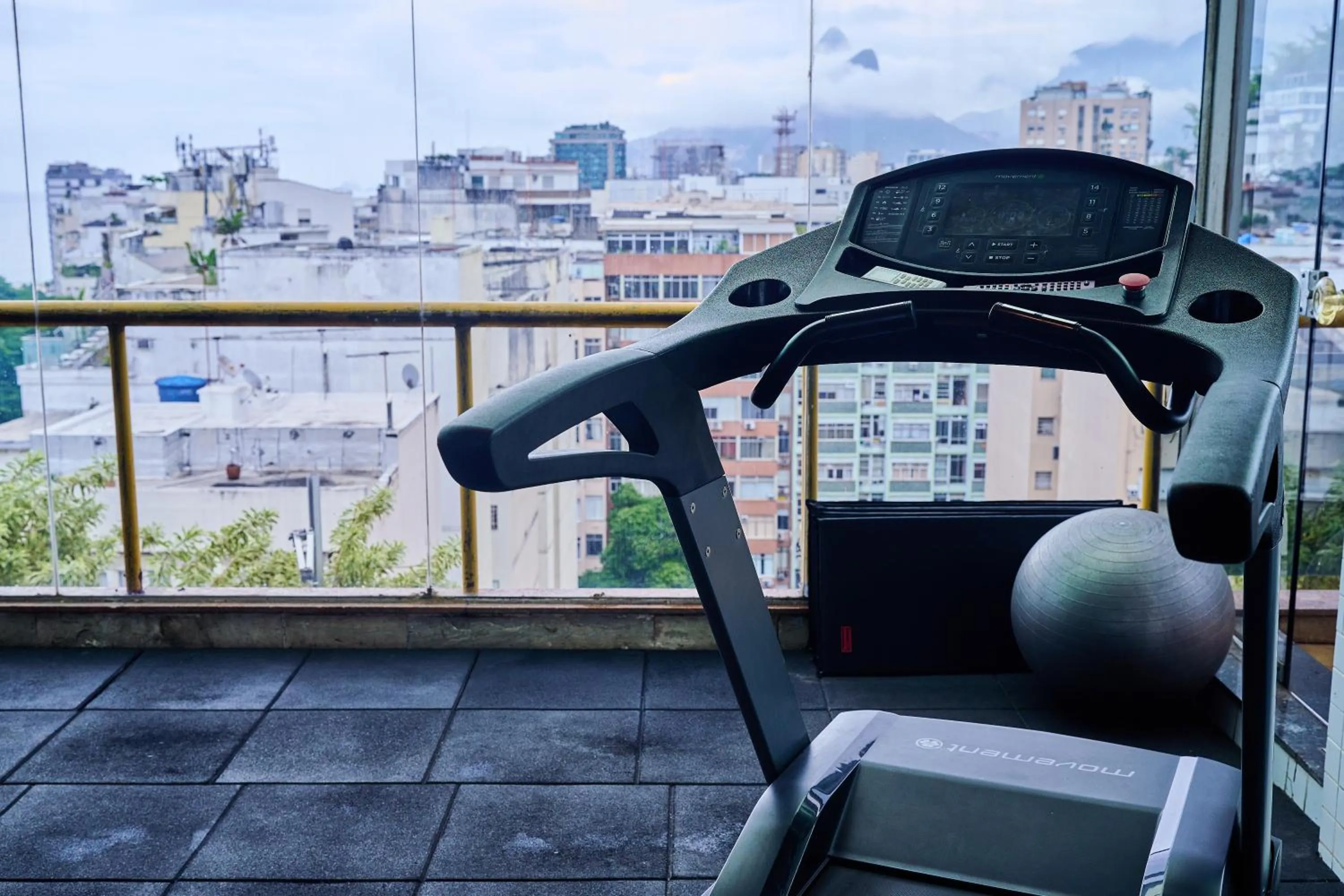 Fitness centre/facilities in South American Copacabana Hotel