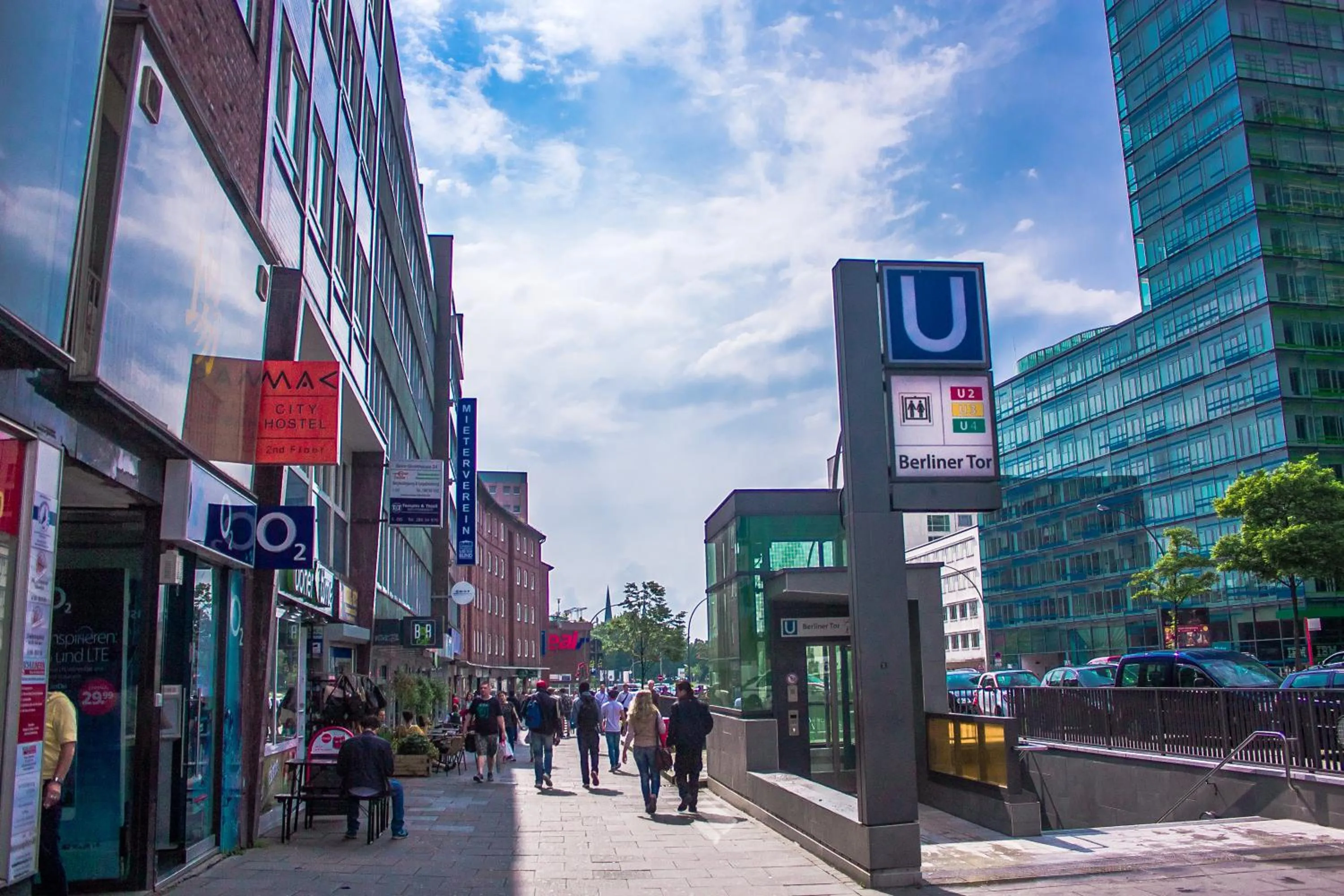Facade/entrance in MAC City Hostel