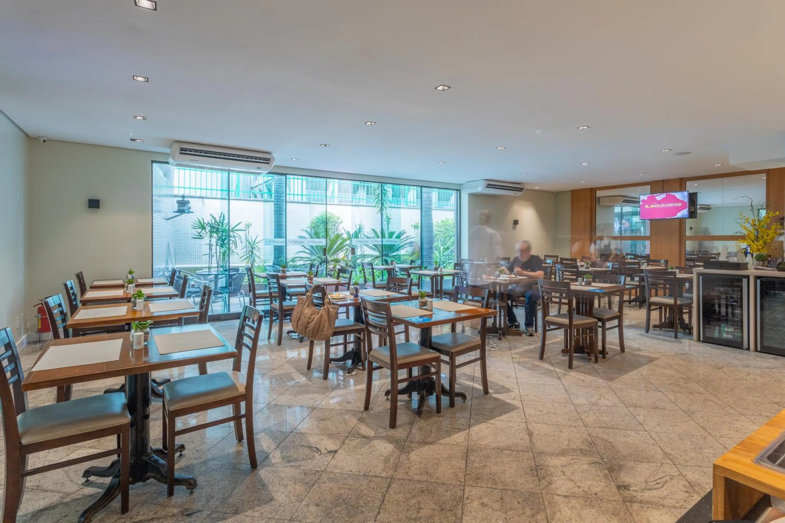 Restaurant/places to eat in Green Place Ibirapuera