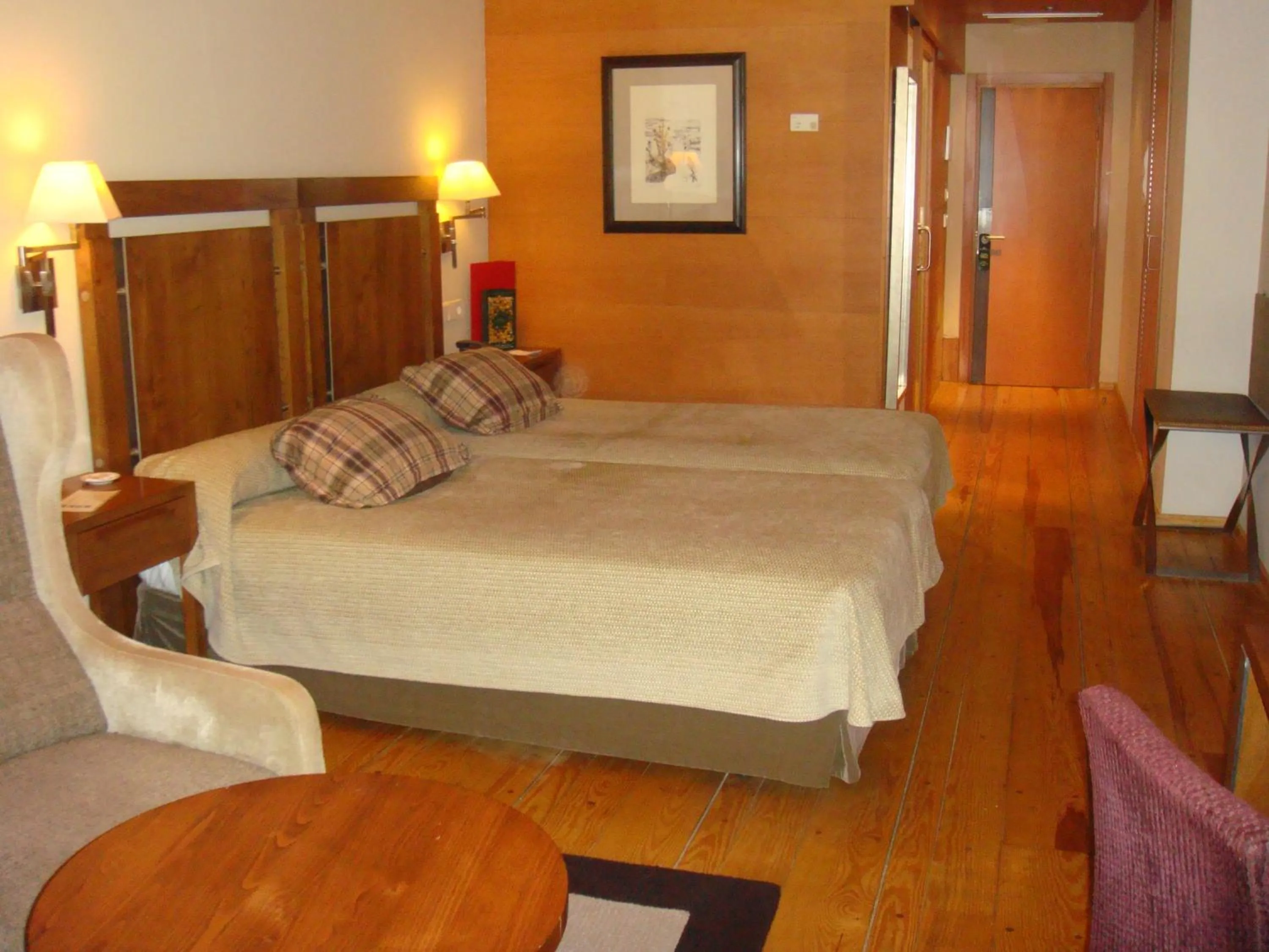 Bed in Parador de Santo Estevo