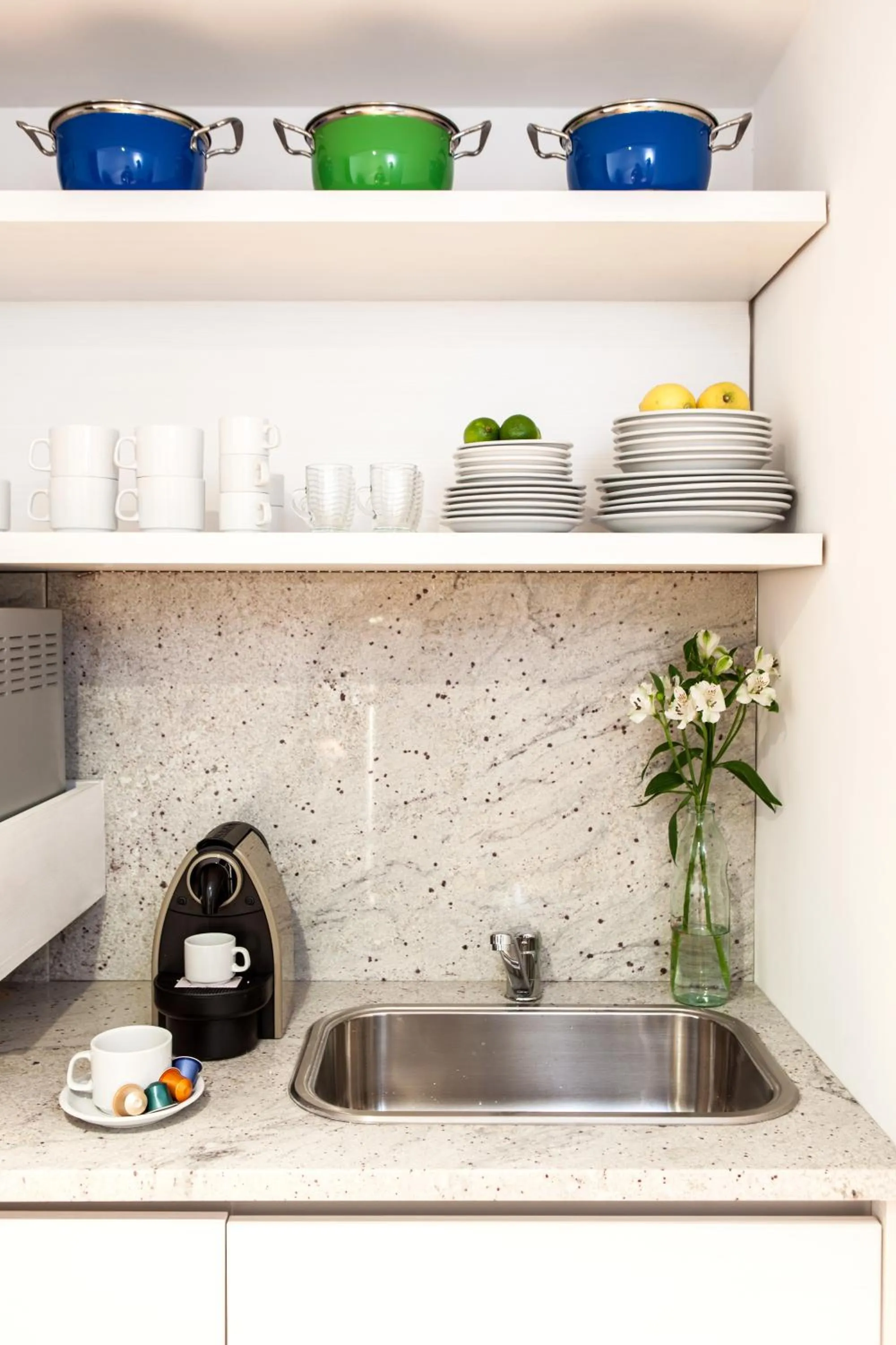 Kitchen or kitchenette in Casa Bevant Hotel Boutique