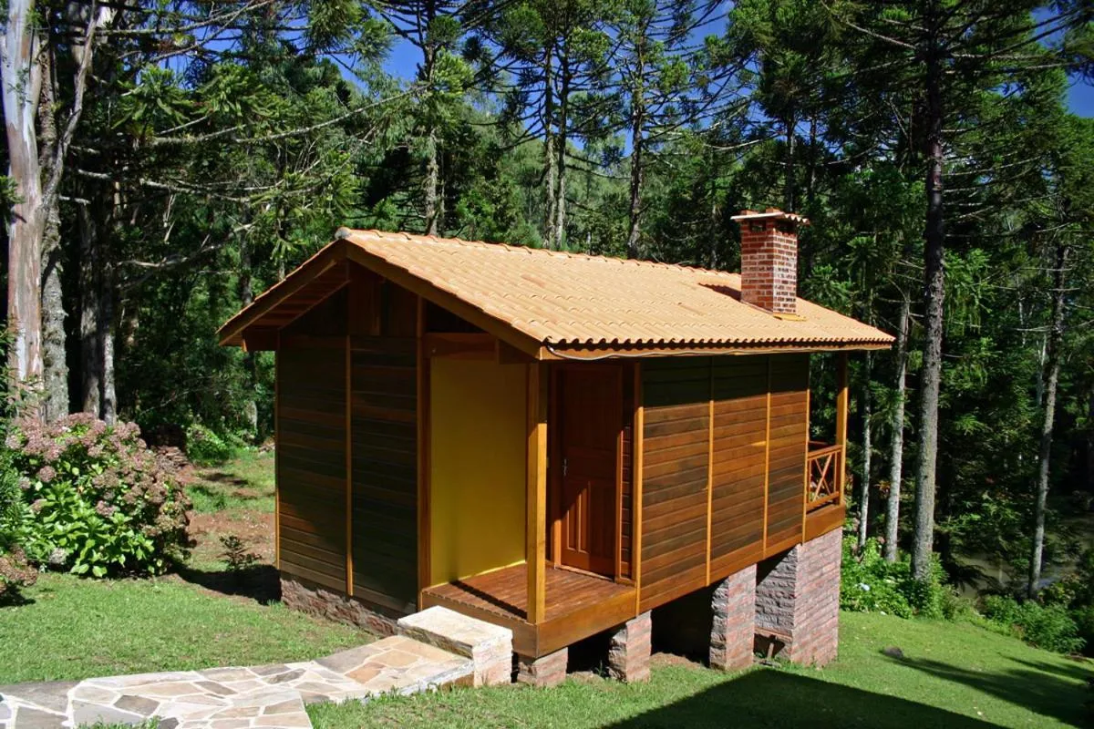Property building in Chalets do Vale