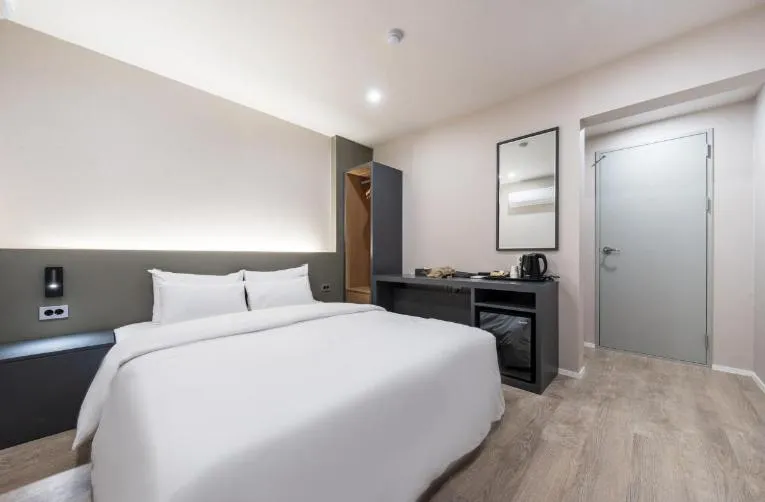 Bed in Pohang Hotel La Terrace