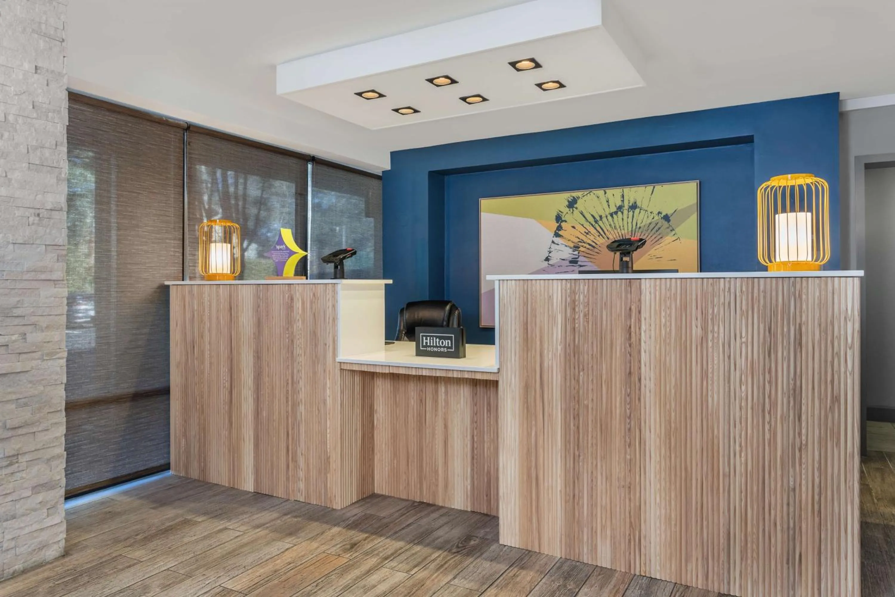 Lobby or reception in Best Western Ocean Breeze Inn