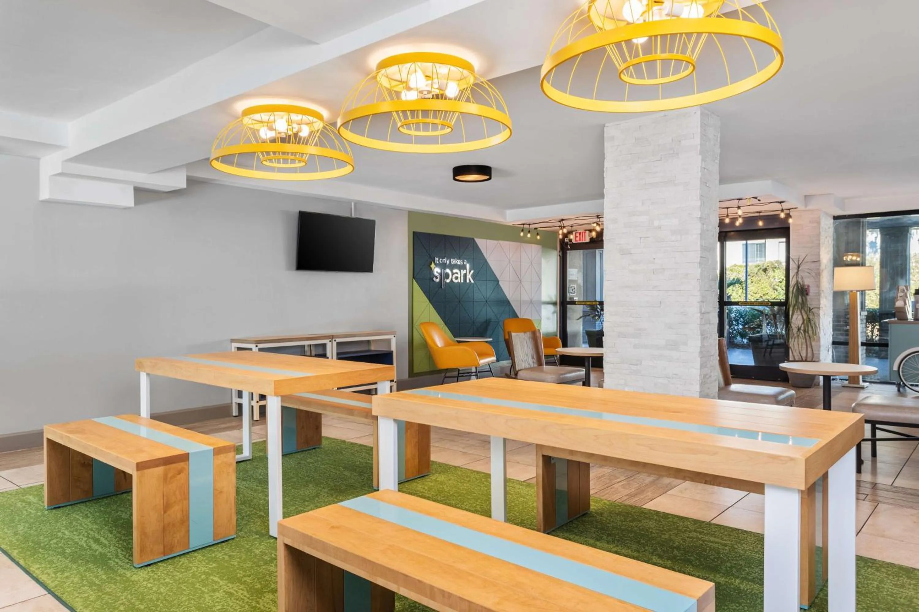 Lobby or reception in Best Western Ocean Breeze Inn