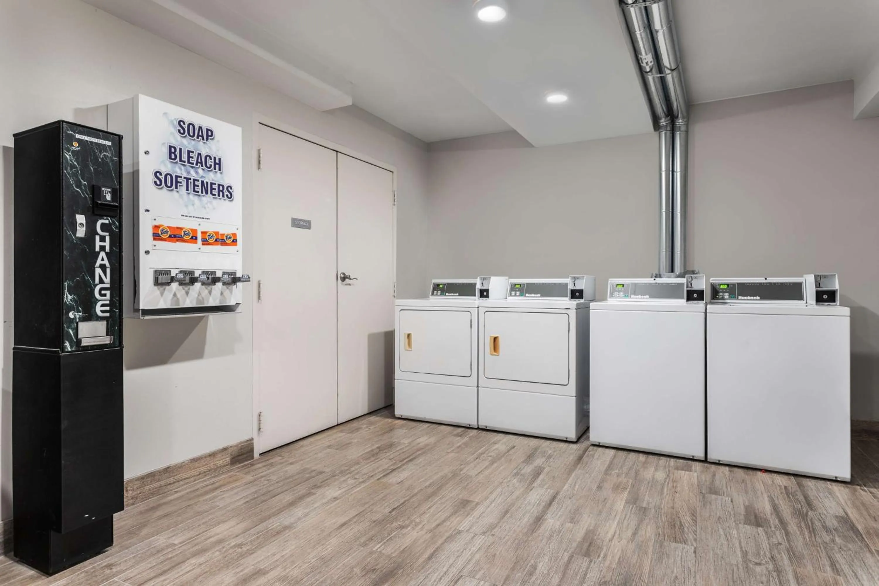 Property building in Best Western Ocean Breeze Inn