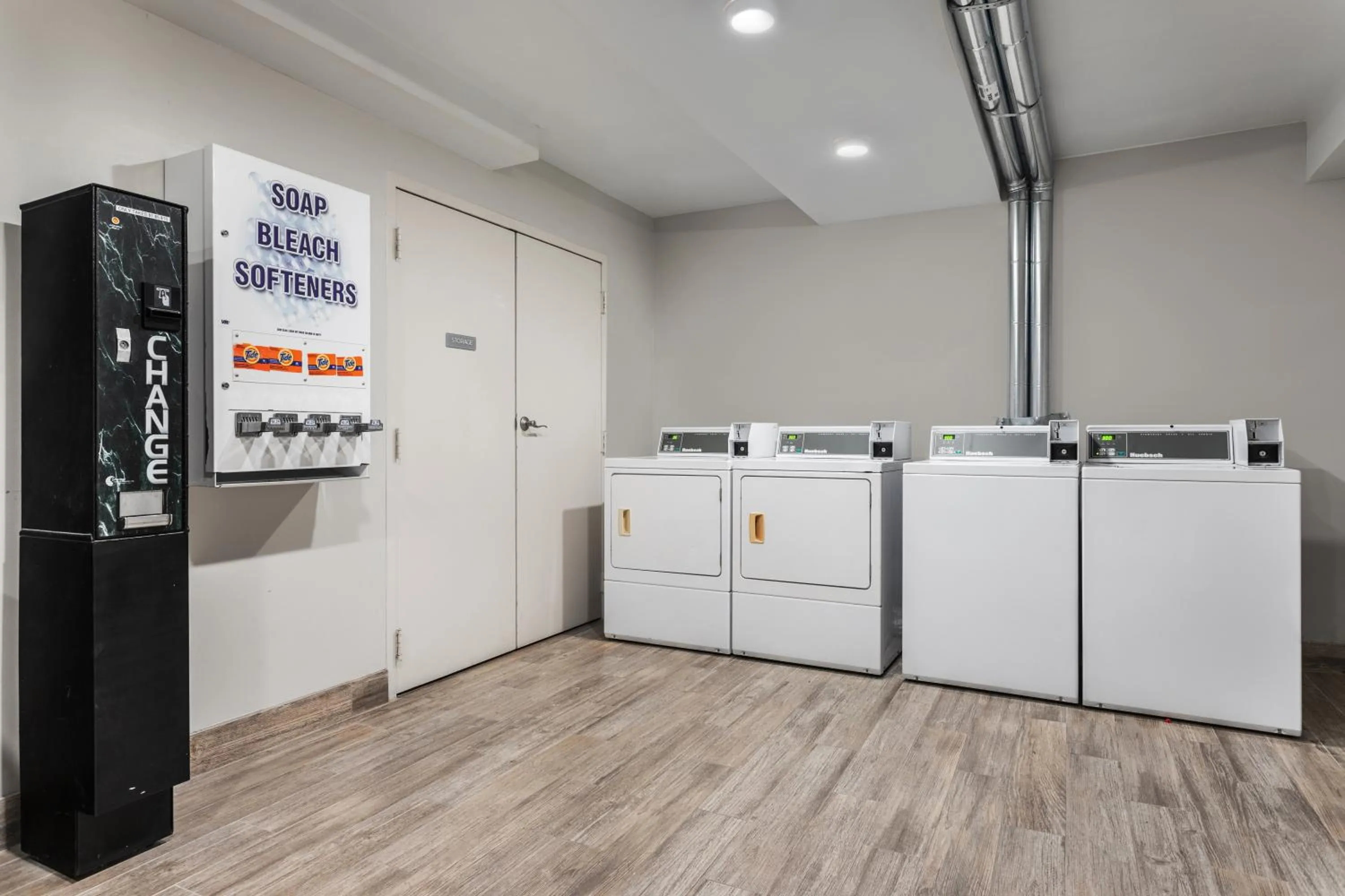 laundry in Best Western Ocean Breeze Inn