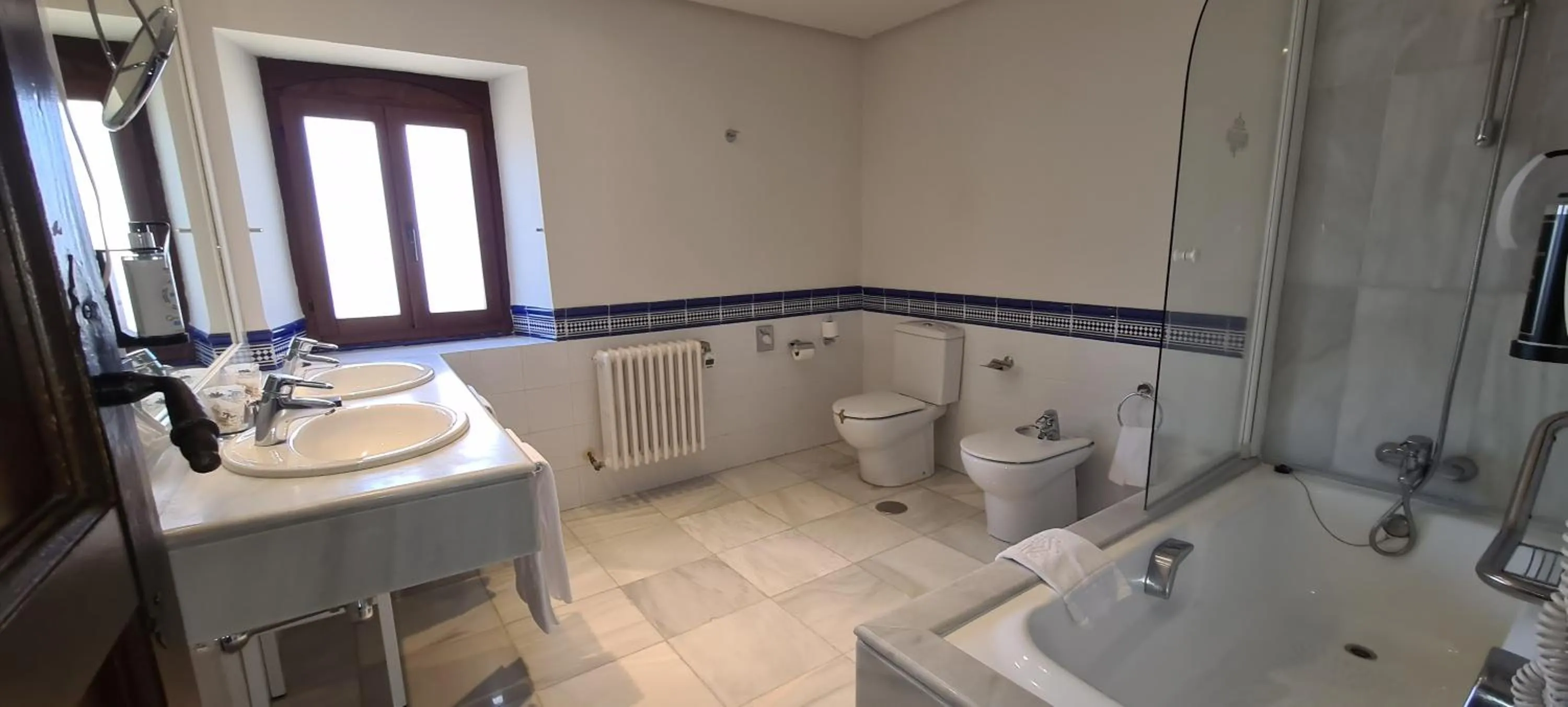 Bathroom in Parador de Gredos