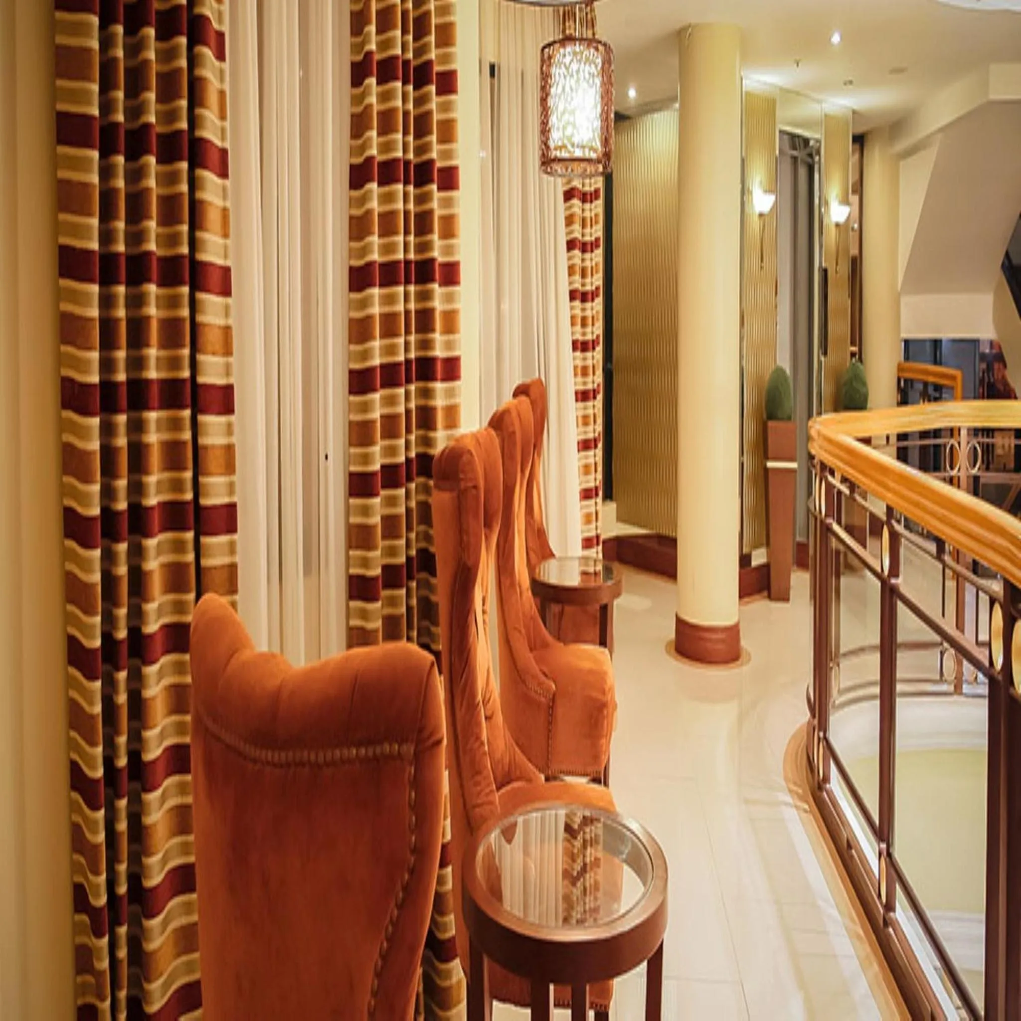 Decorative detail in Royal Garden Hotel