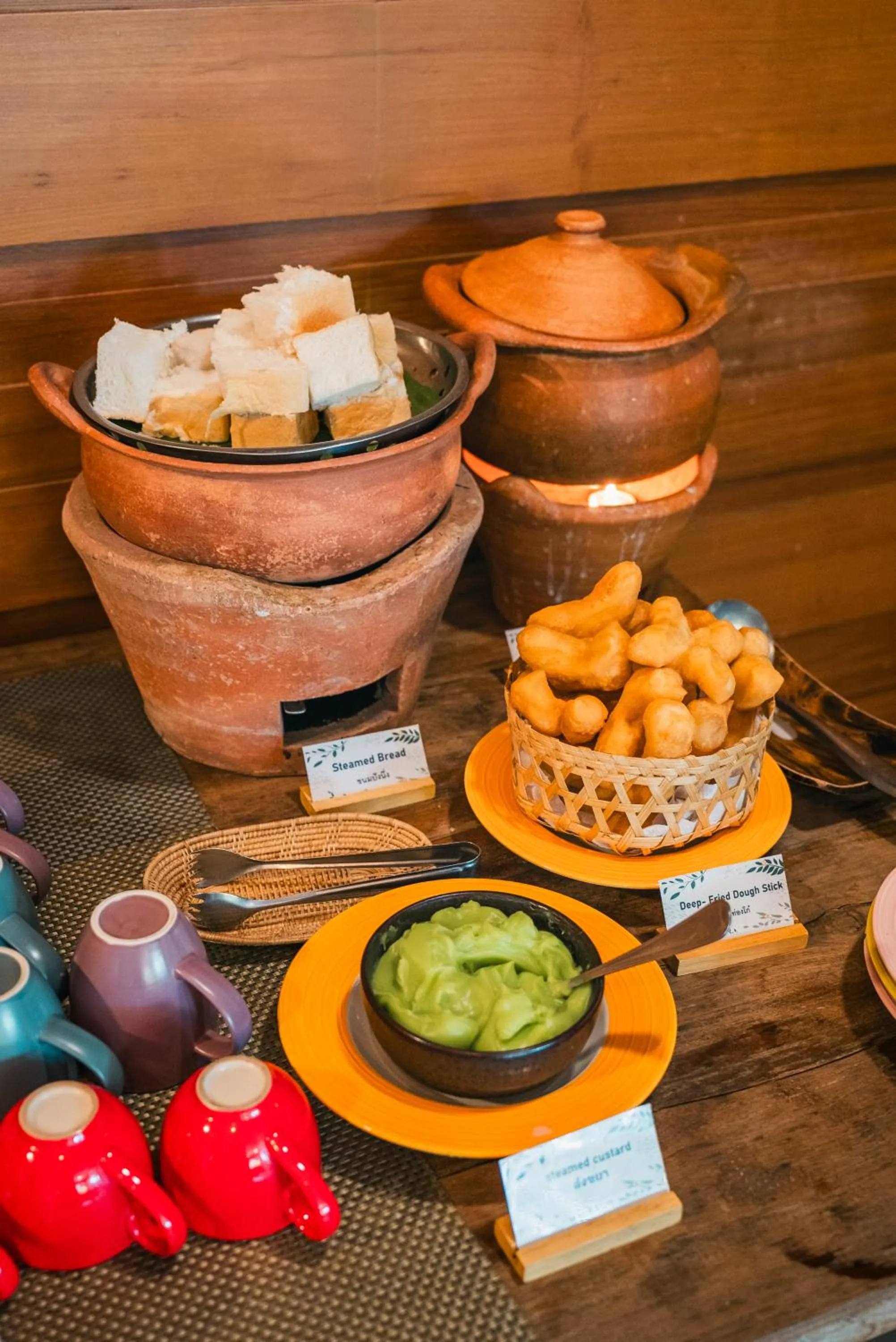 Restaurant/places to eat in Cmor Nimman by Recall Hotels