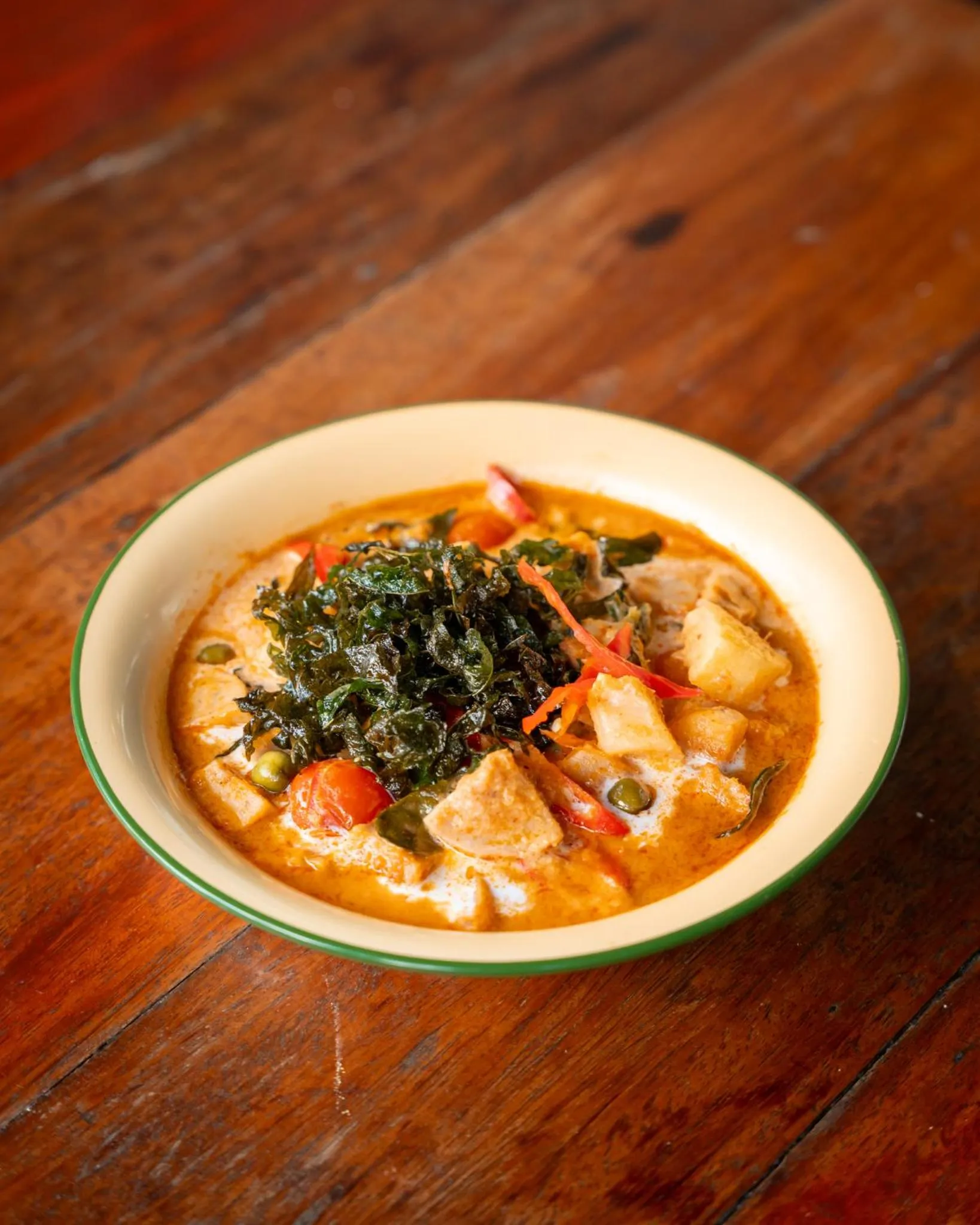 Restaurant/places to eat in Cmor Nimman by Recall Hotels