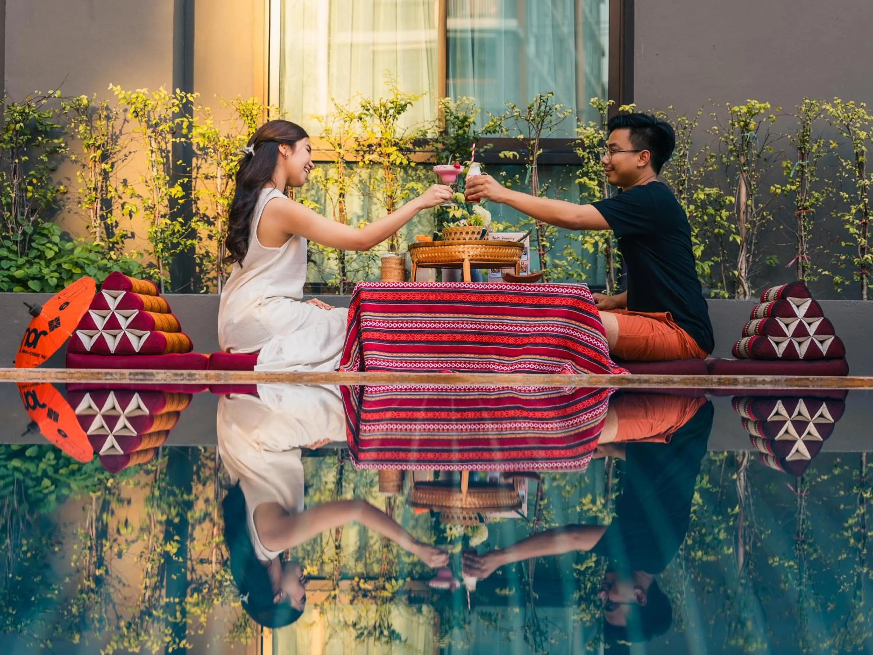 Restaurant/places to eat in Cmor Nimman by Recall Hotels