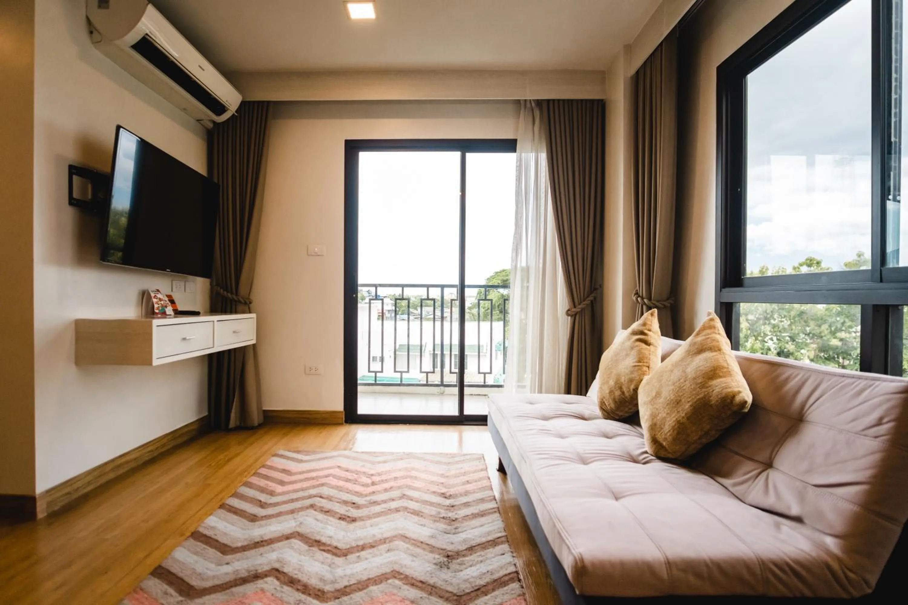 TV and multimedia in Cmor Nimman by Recall Hotels