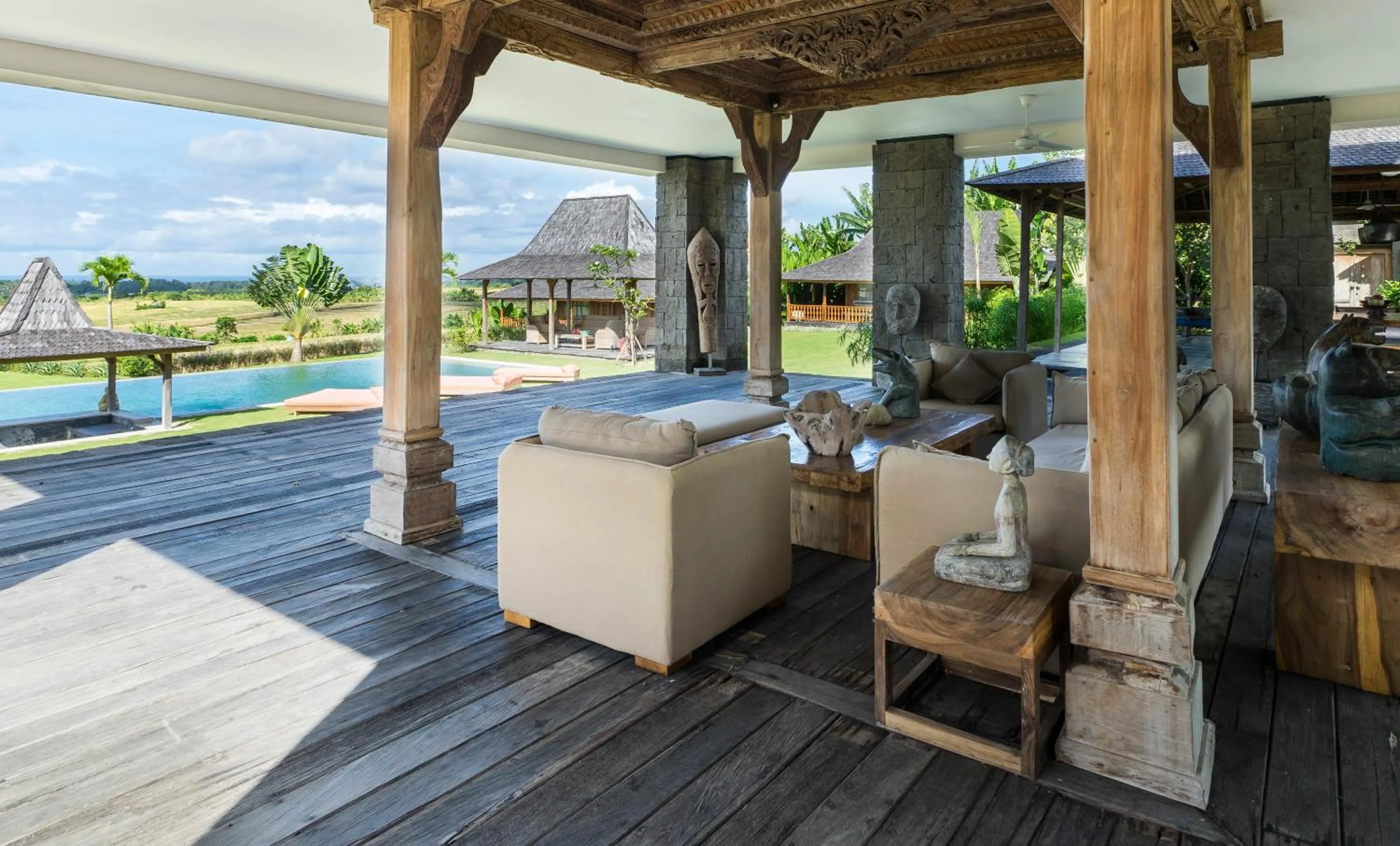 Lounge or bar in Alami Boutique Villas & Resort