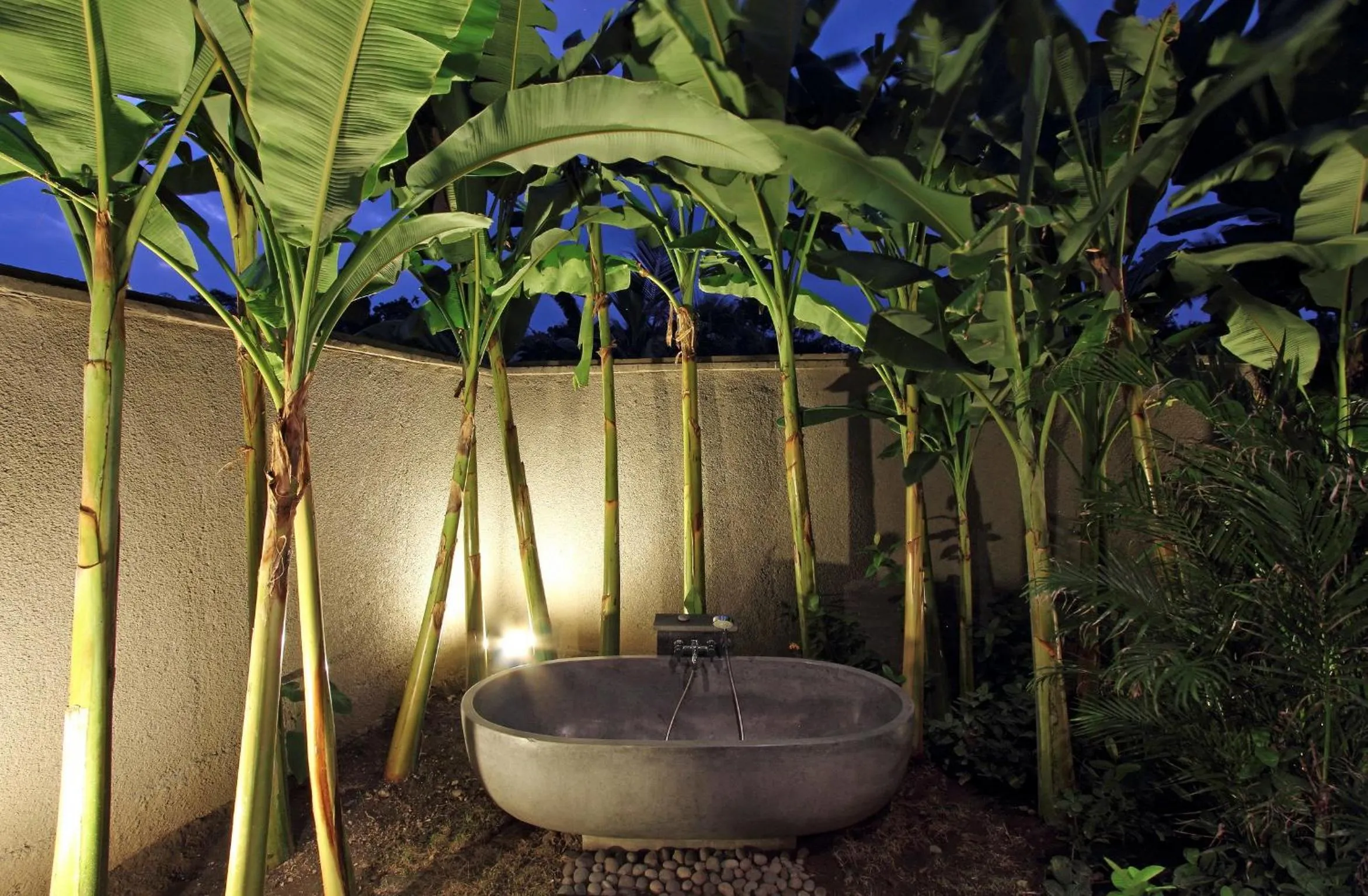 Open Air Bath in Alami Boutique Villas & Resort