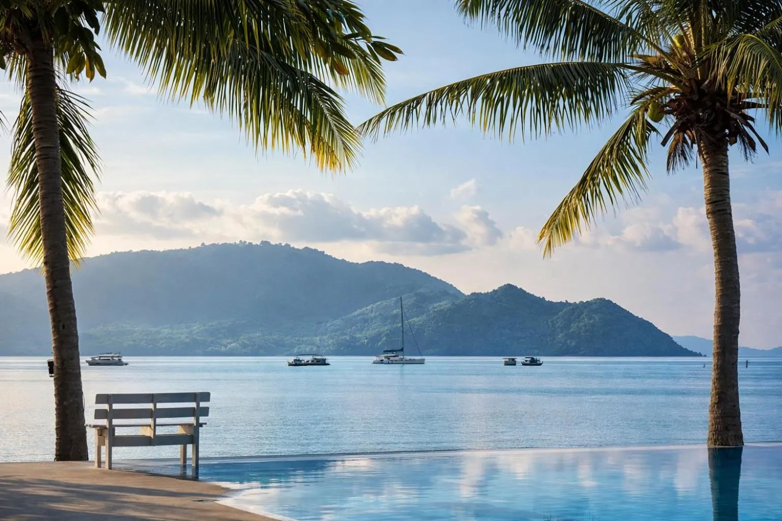 Natural landscape in Fisherman Way Beach Villa