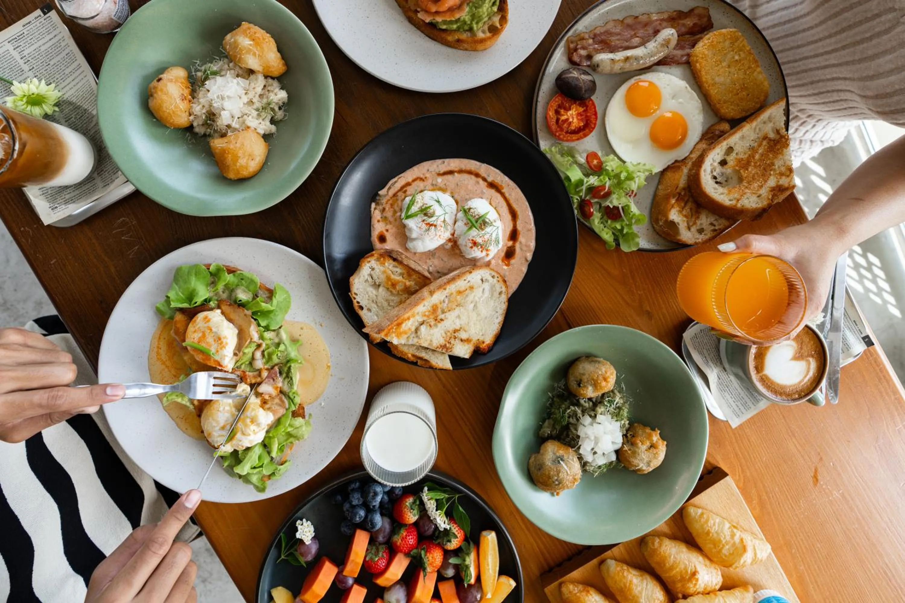 Breakfast in Fisherman Way Beach Villa