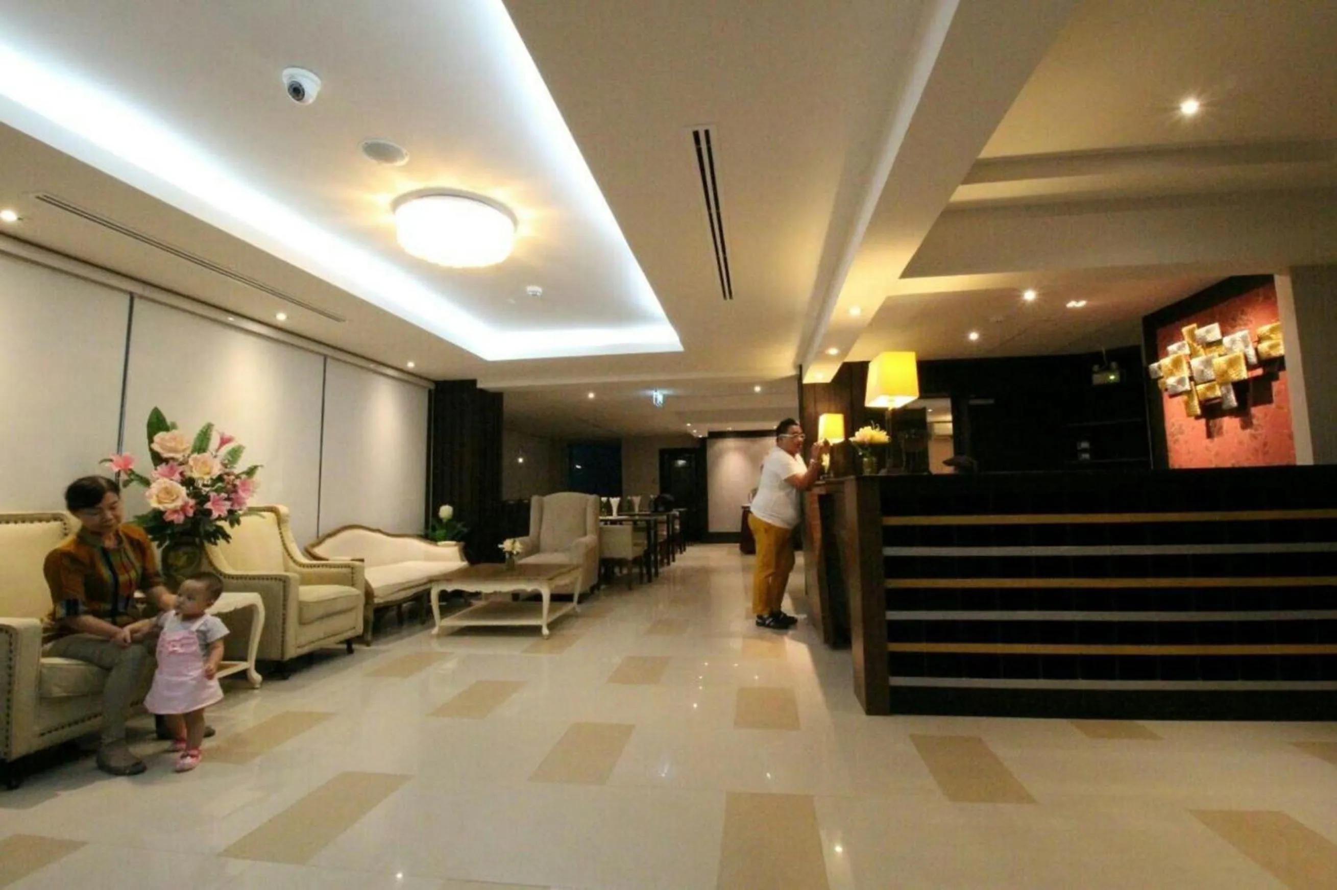 Lobby or reception in Leelawadee Modern Resort Huaykwang - ลีลาวดี ห้วยขวาง