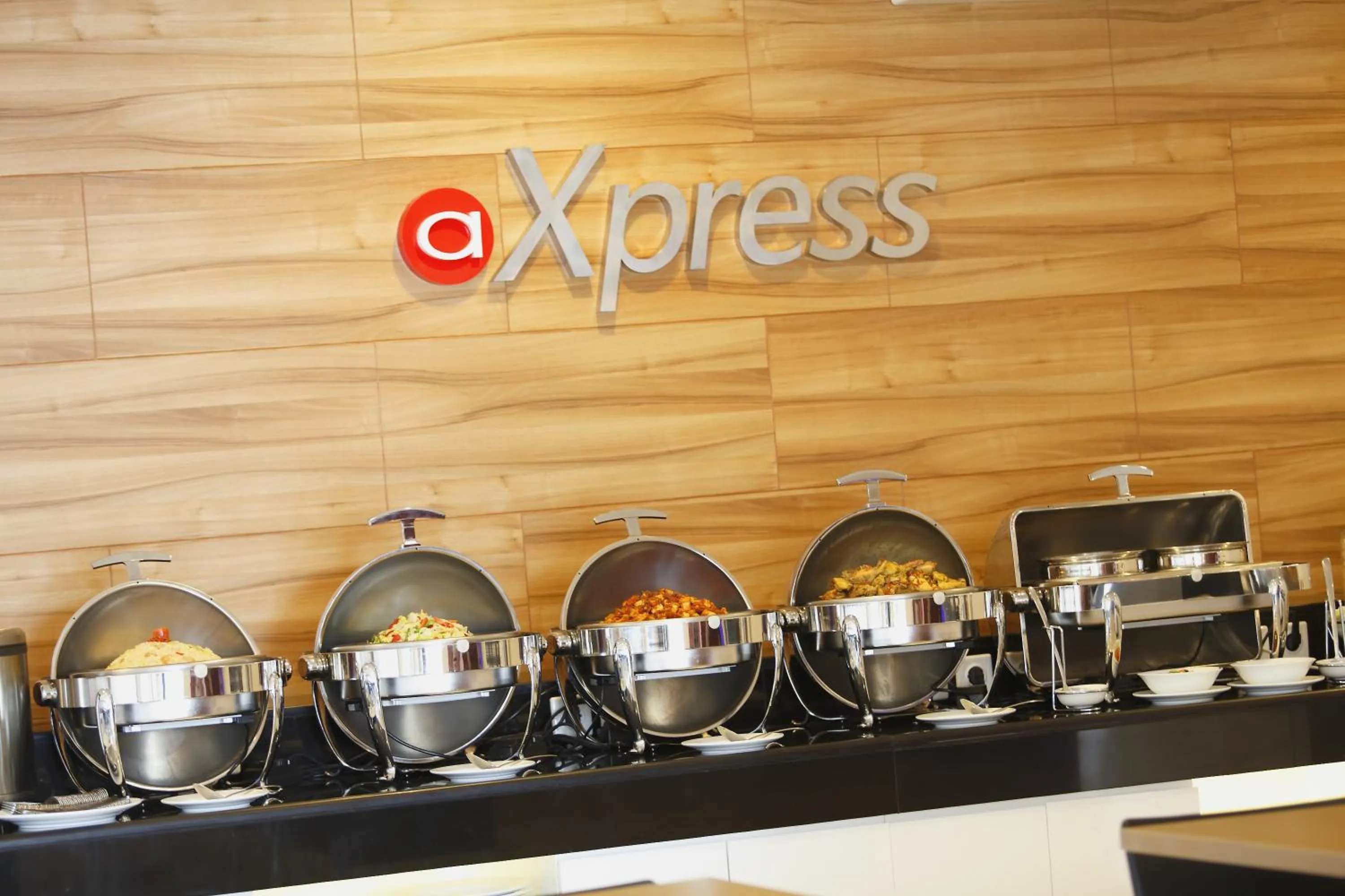 Restaurant/places to eat in Amaris Hotel Citra Raya – Tangerang