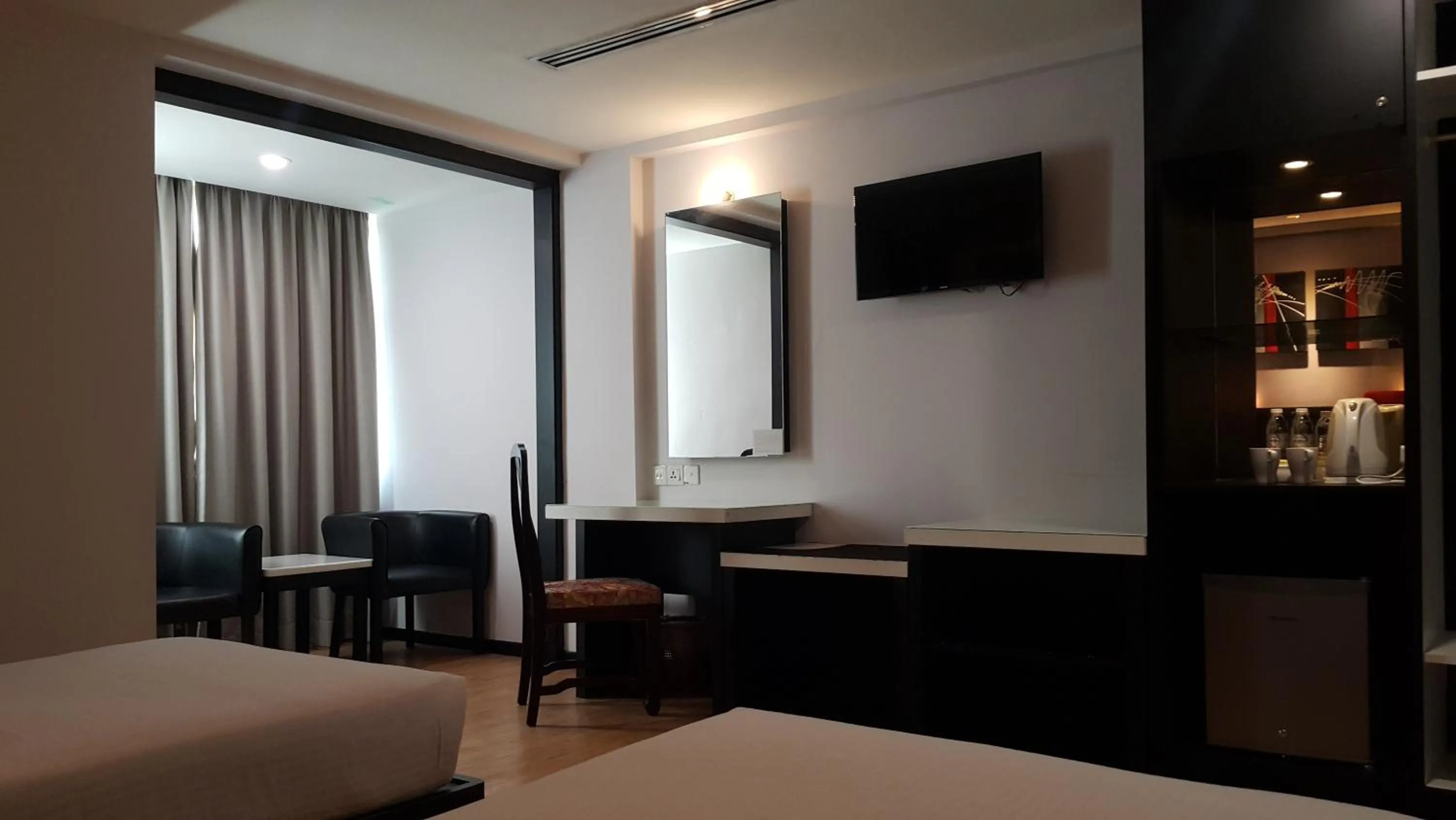 Bed in Red Rock Hotel Penang