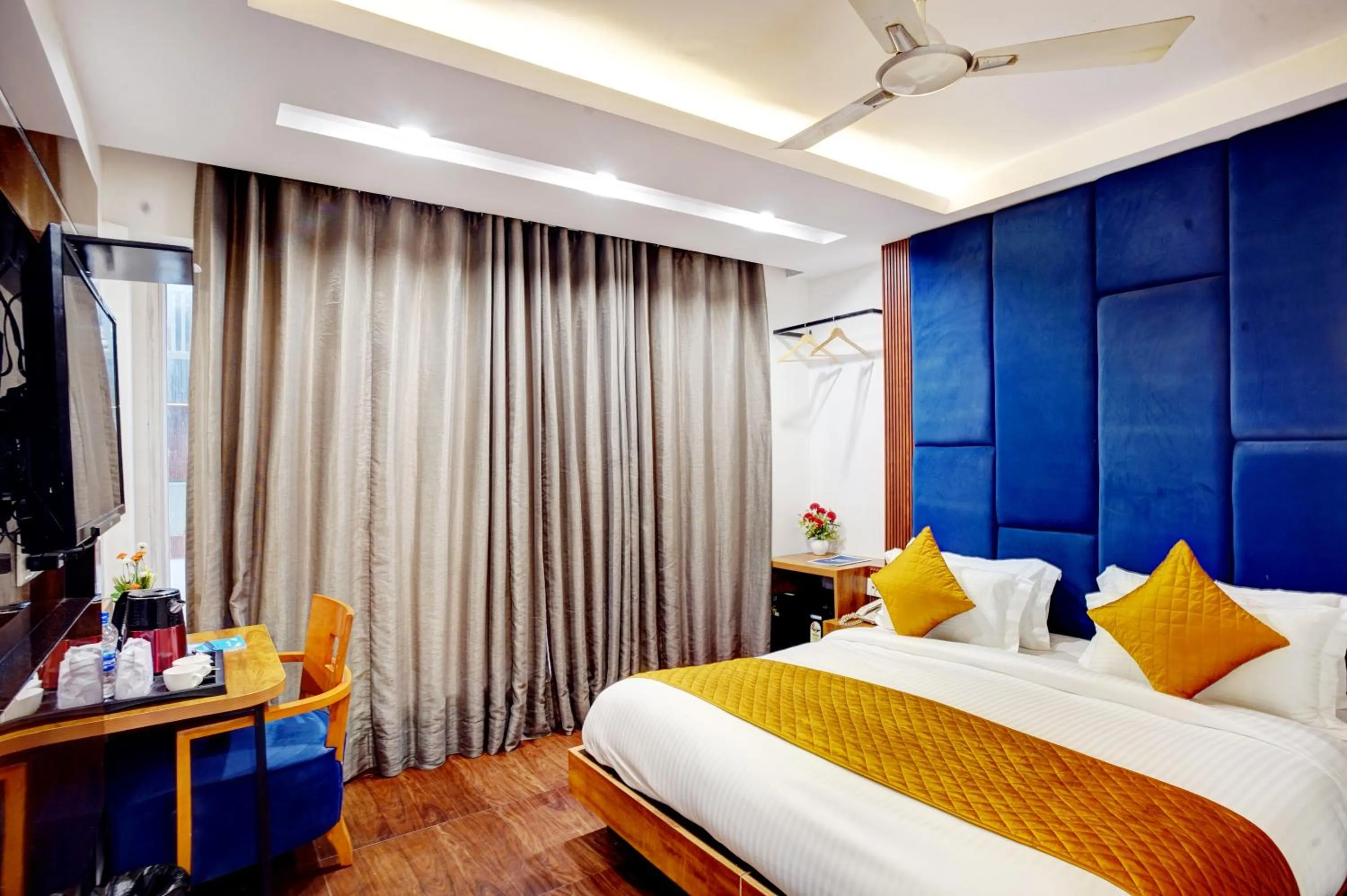 Bed in Hotel Cabana 5 Mins Walking Distance From NDLS Station