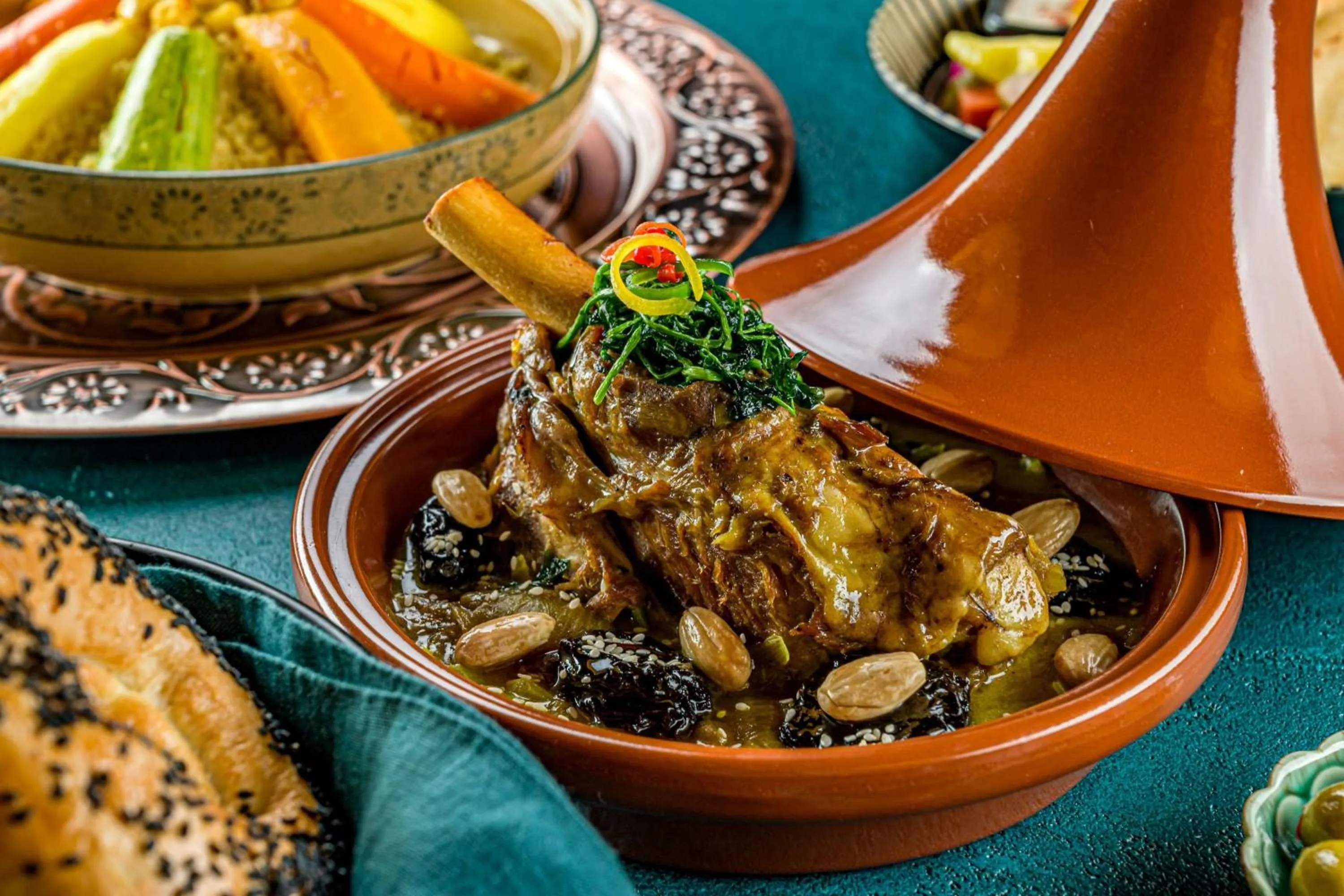 Restaurant/places to eat in Sheraton Sharjah Beach Resort and Spa