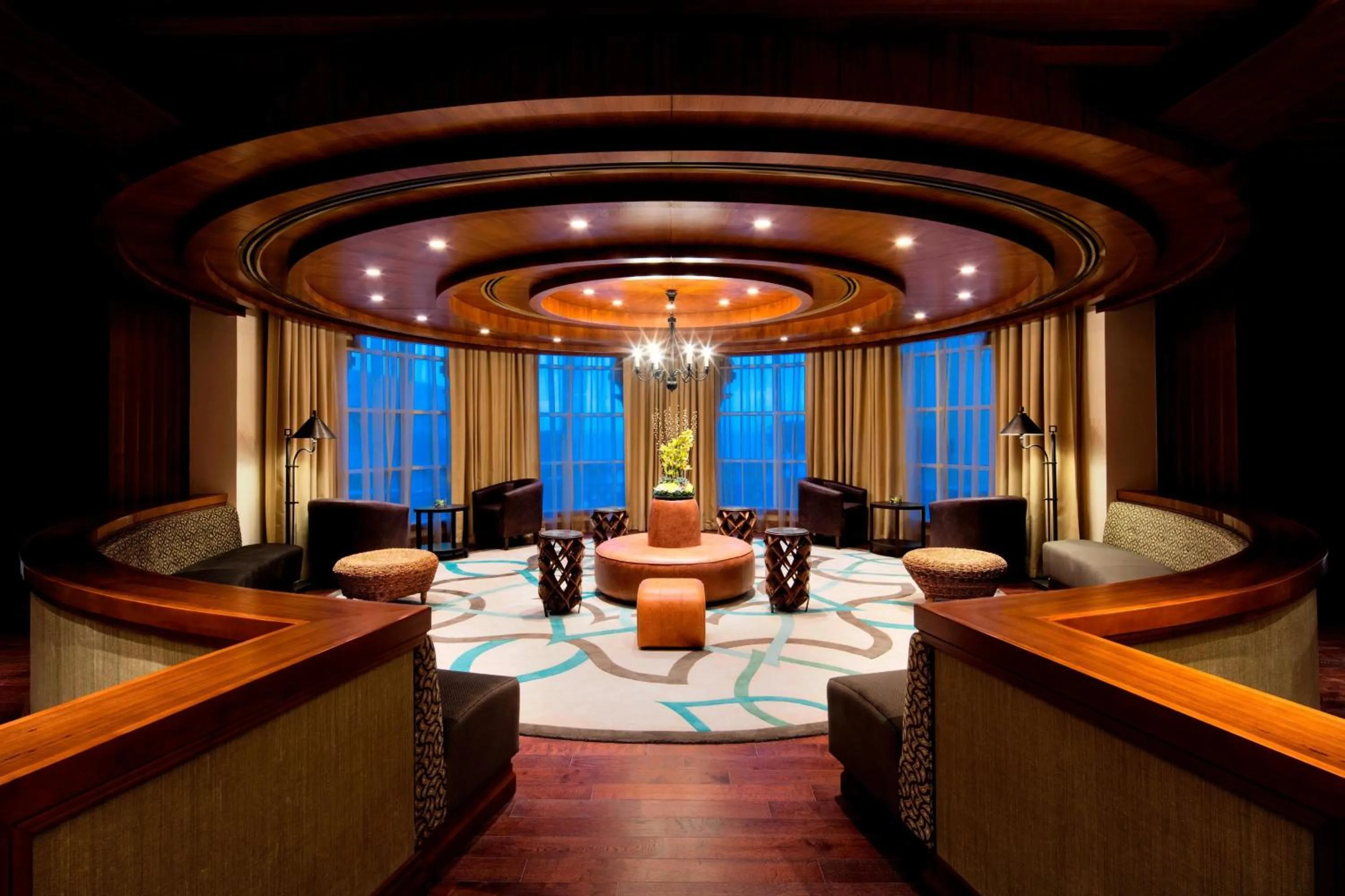 Lounge or bar in Sheraton Sharjah Beach Resort and Spa