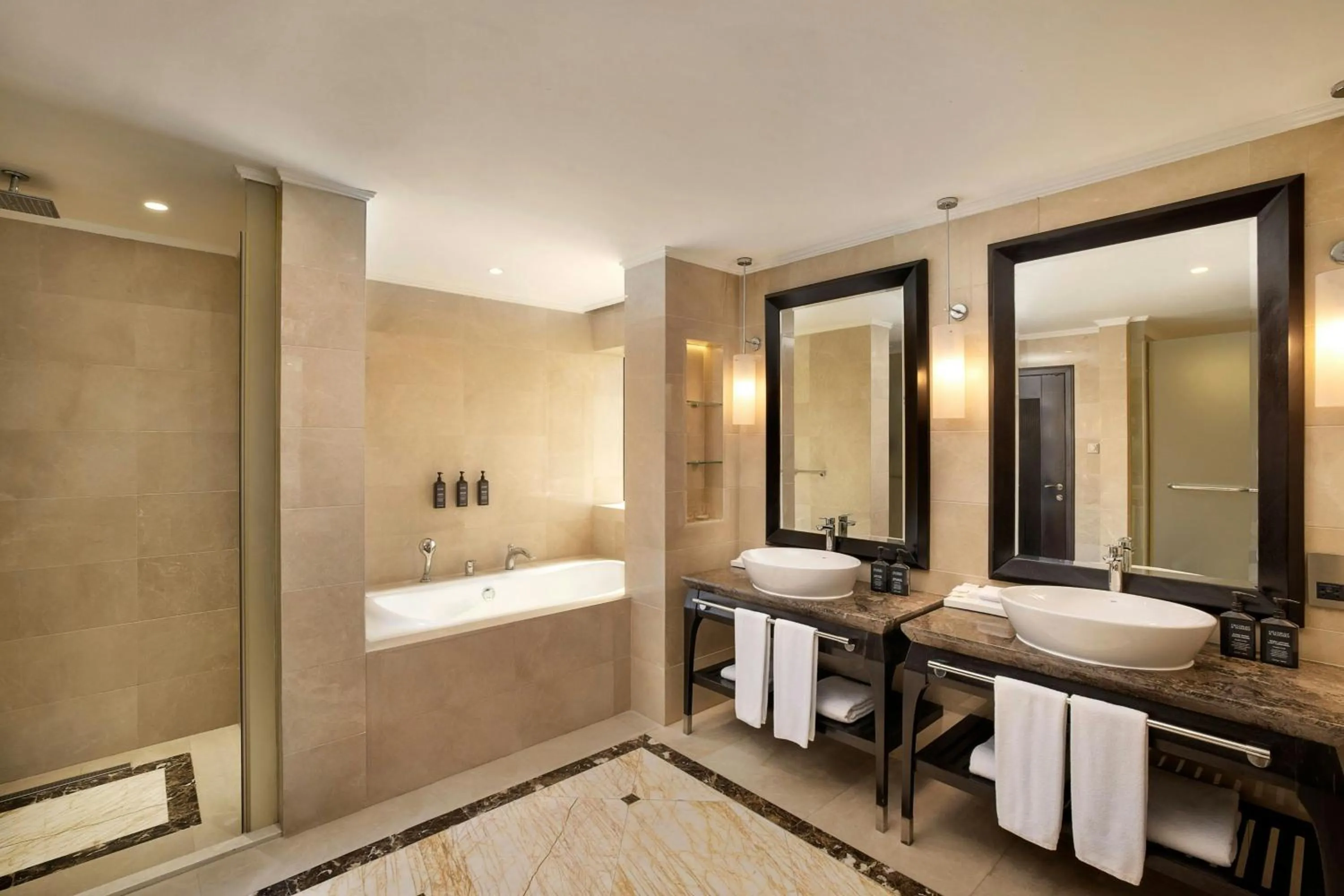 Bathroom in Sheraton Sharjah Beach Resort and Spa