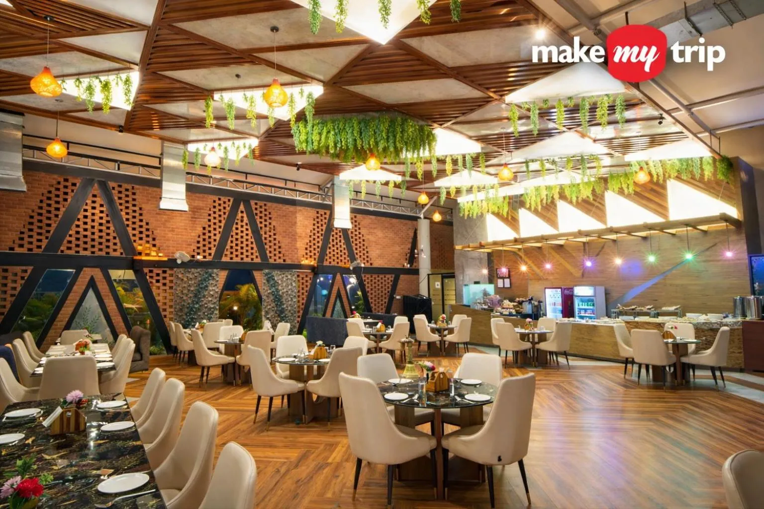 Restaurant/places to eat in Green Mountain Resort