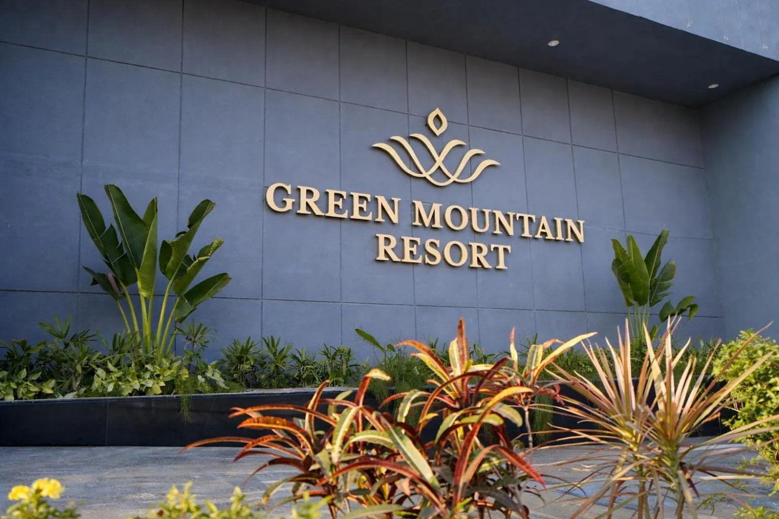 Logo/Certificate/Sign in Green Mountain Resort