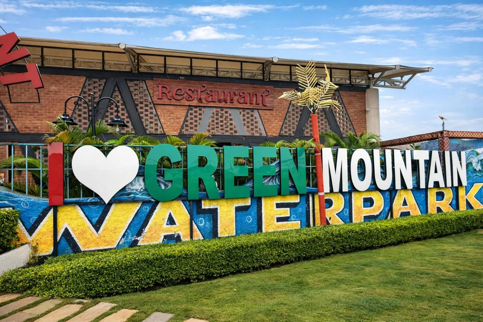 Restaurant/places to eat in Green Mountain Resort