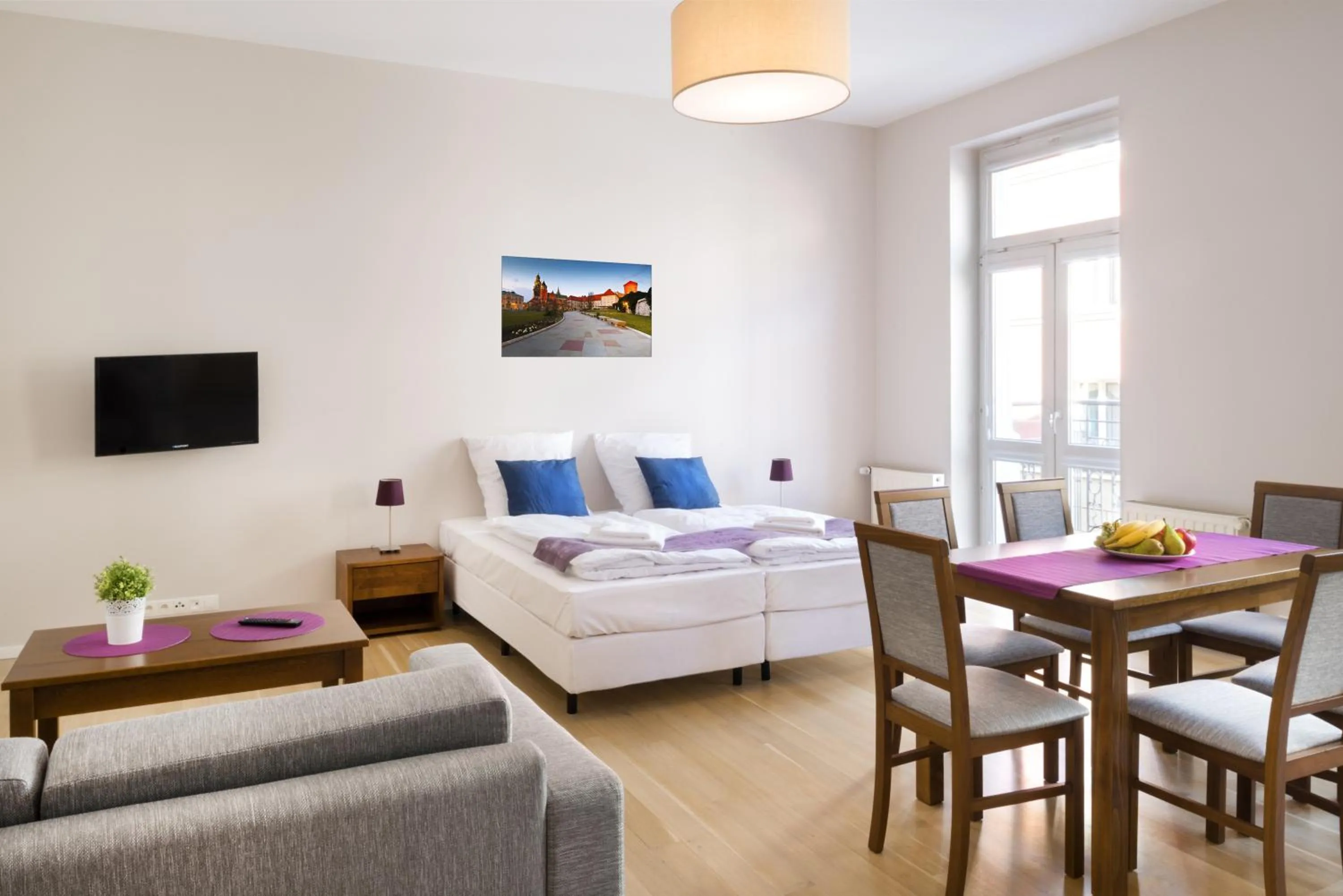 Photo of the whole room in Emaus Apartments