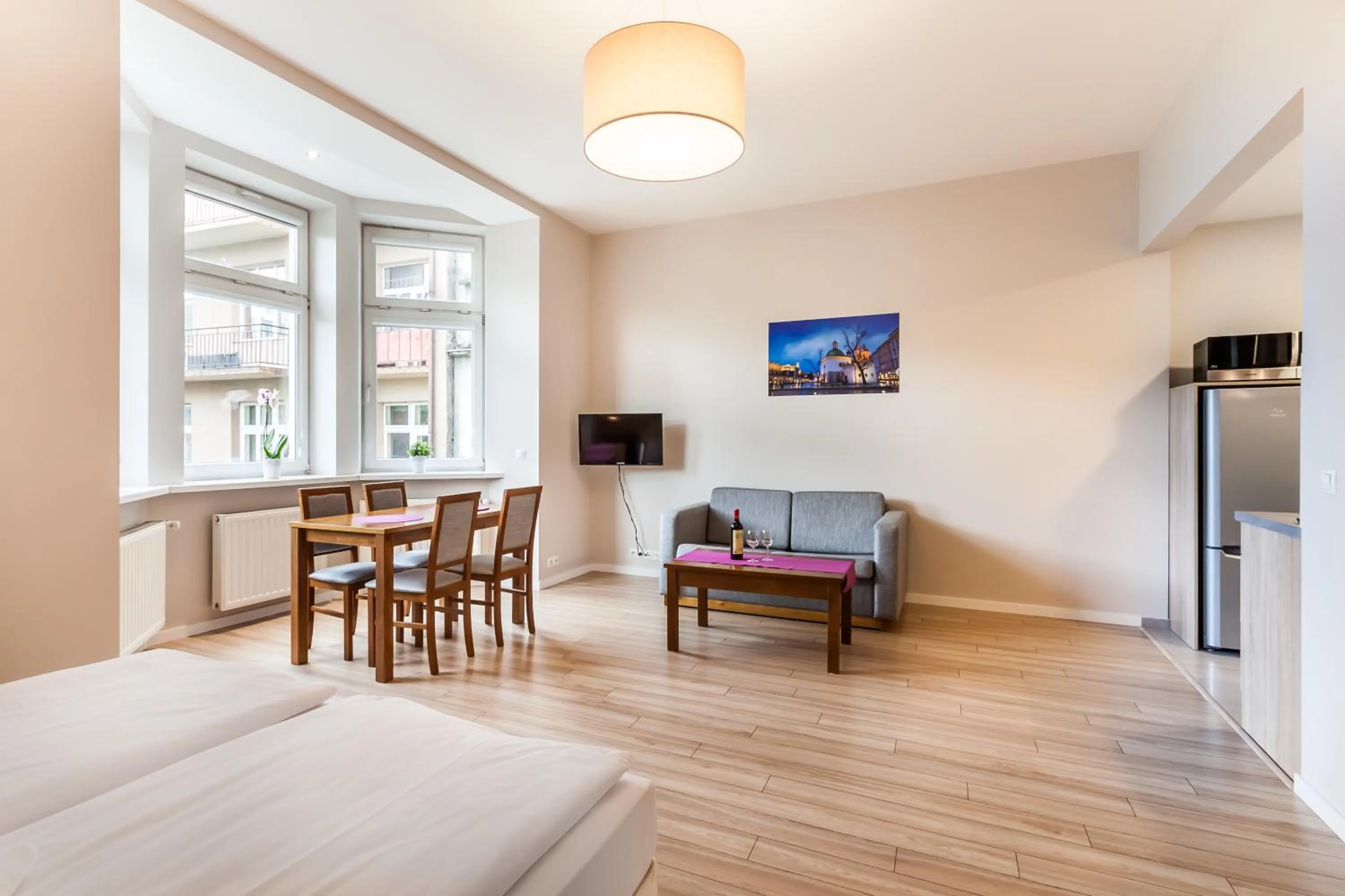 Photo of the whole room in Emaus Apartments