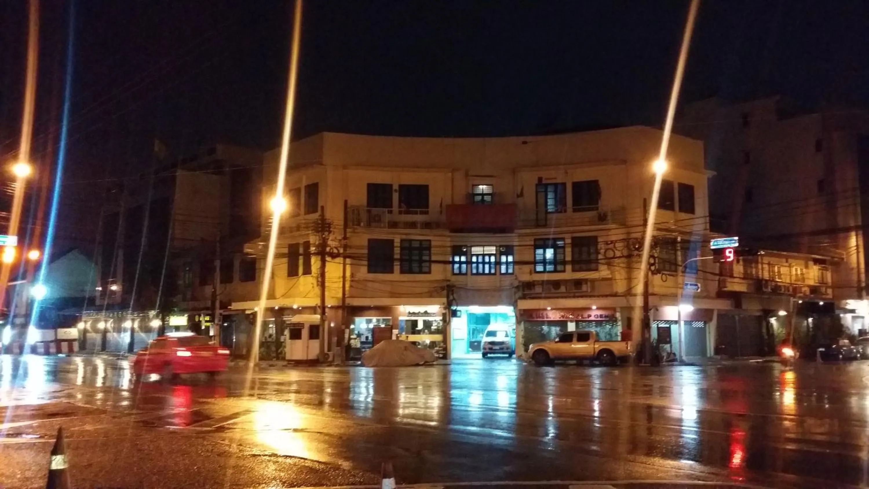 Facade/entrance in Bangkok Bed and Bike