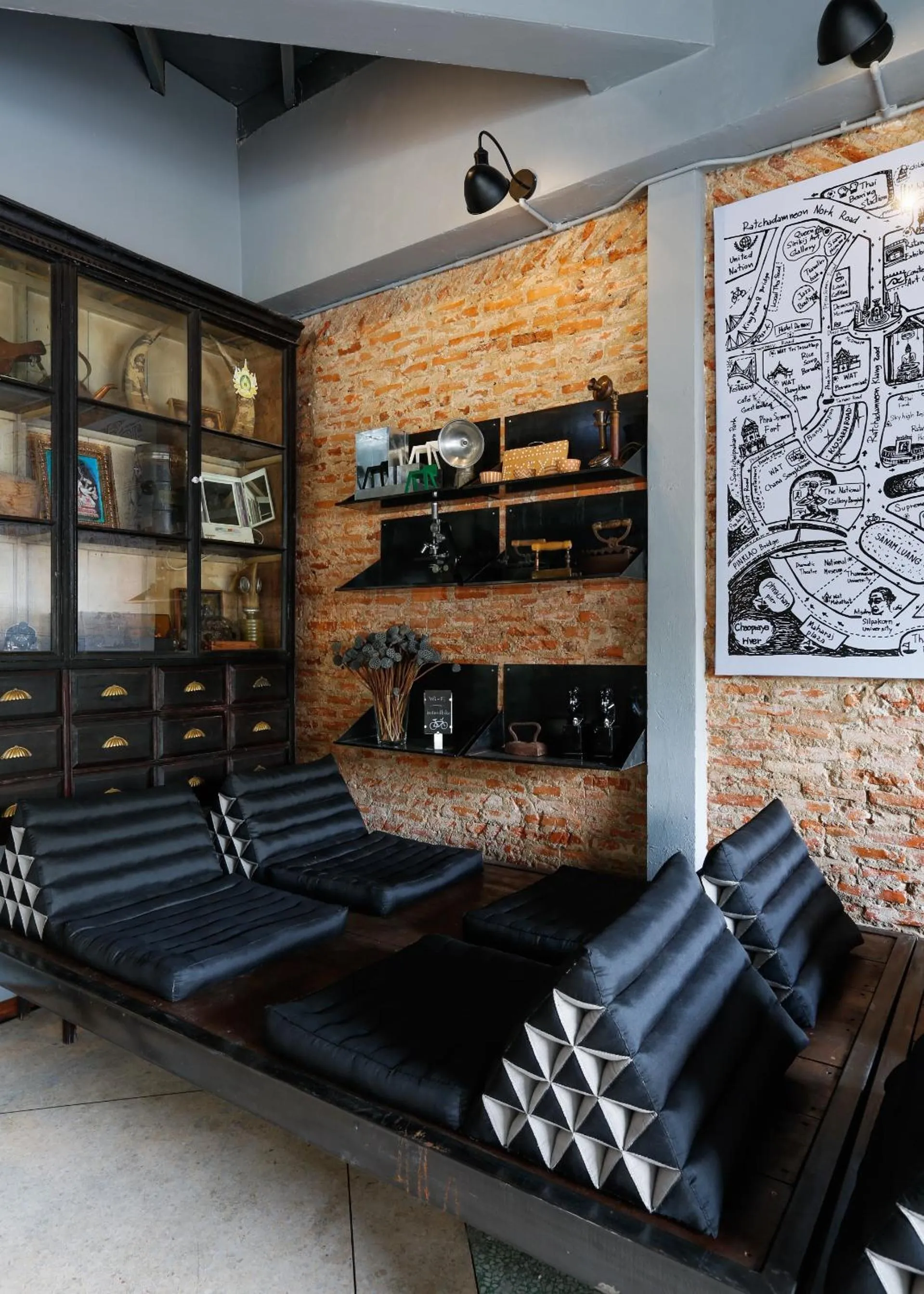 Decorative detail in Bangkok Bed and Bike