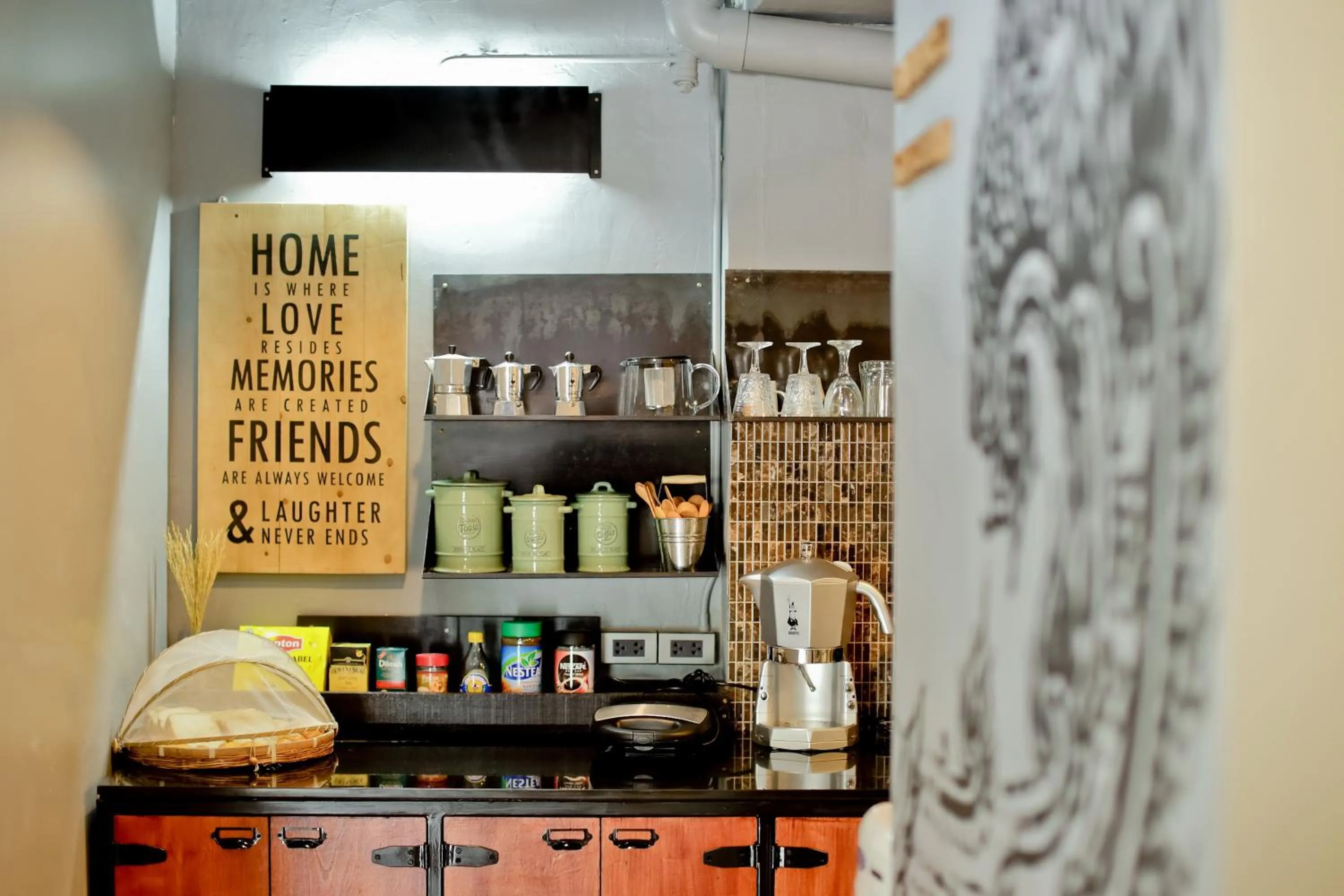 Restaurant/places to eat in Bangkok Bed and Bike