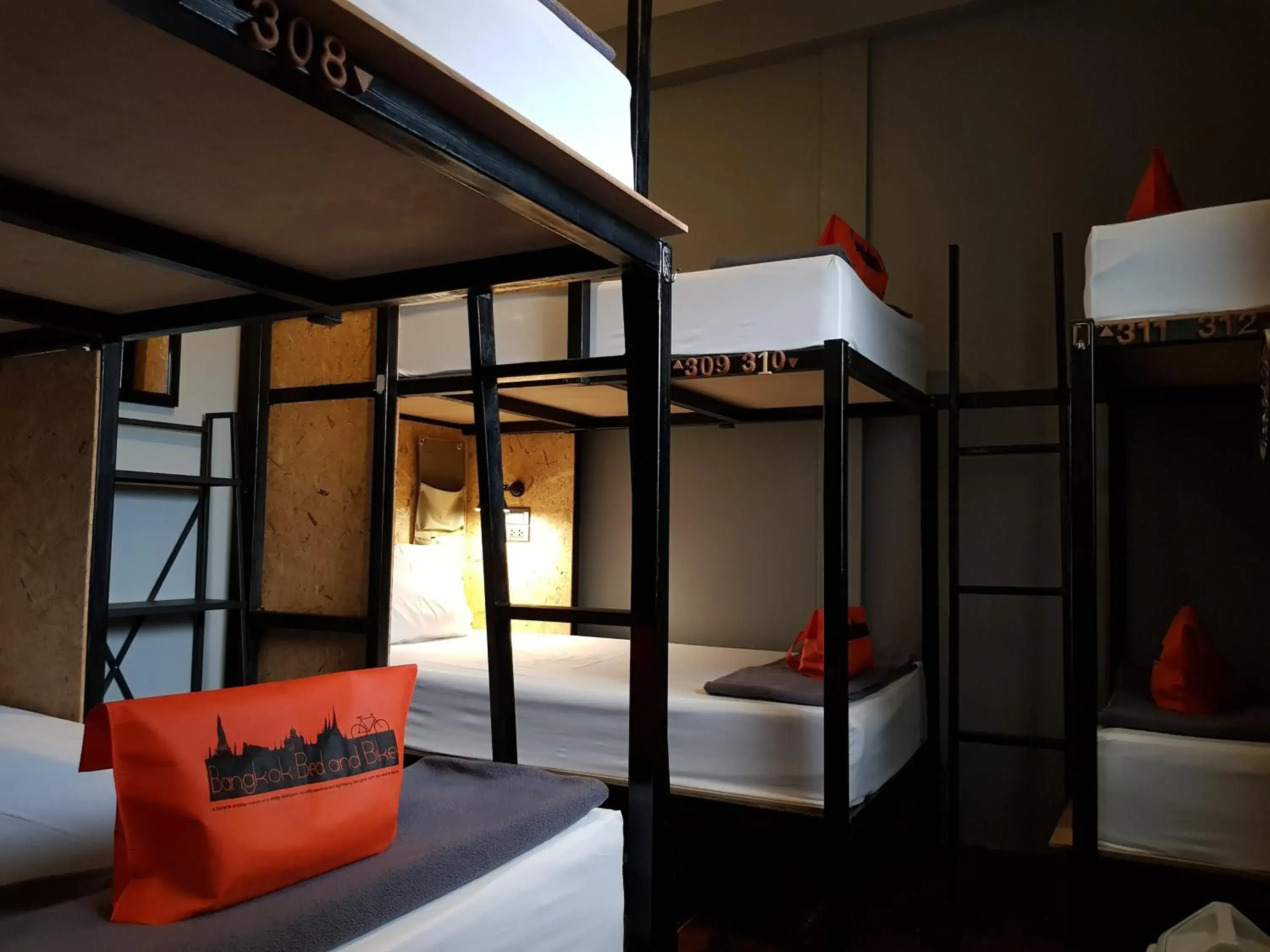 Bed in 6-Bed Mixed Dormitory Room in Bangkok Bed and Bike Bed in 6-Bed Mixed Dormitory Room in Bangkok Bed and Bike