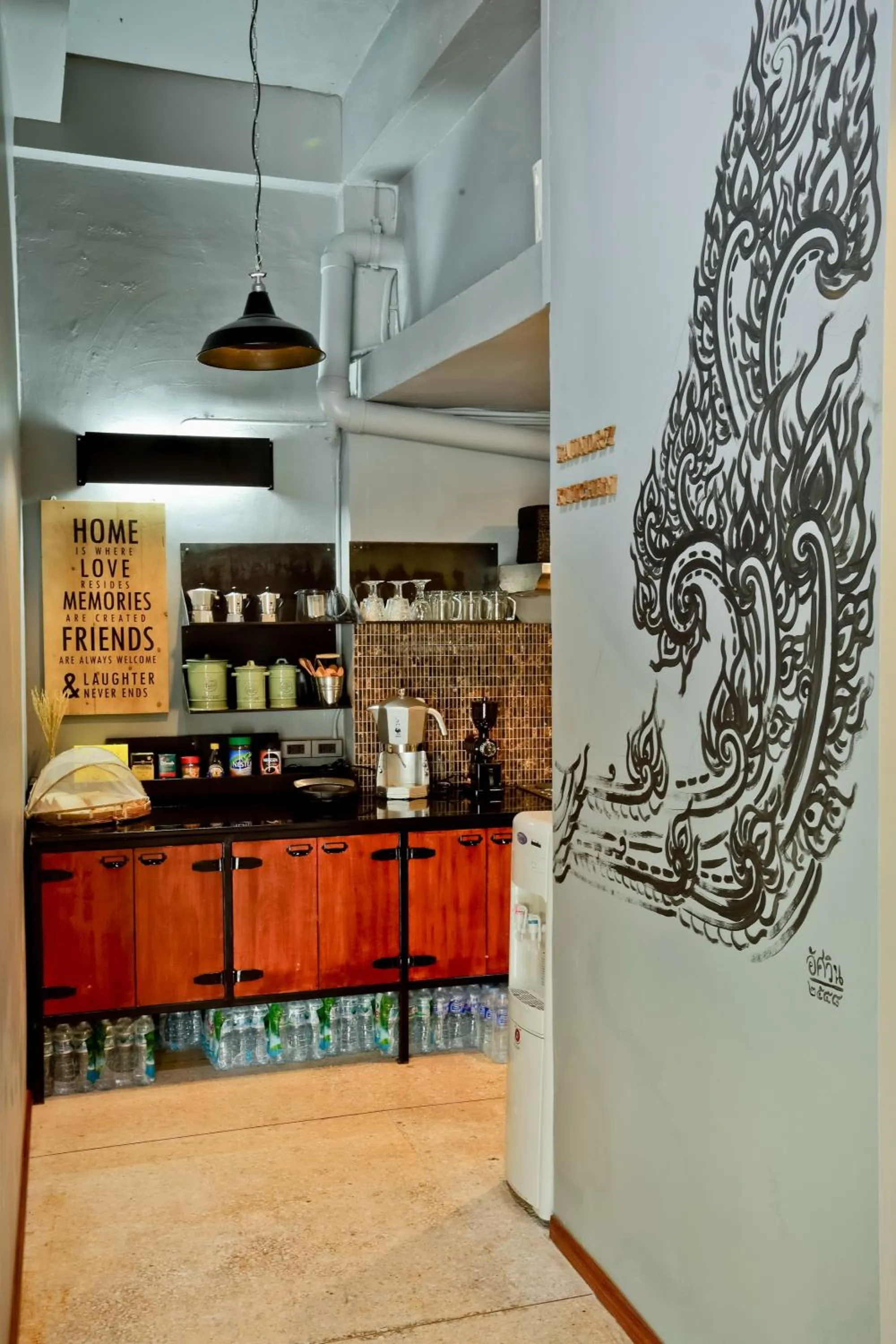 Kitchen or kitchenette in Bangkok Bed and Bike