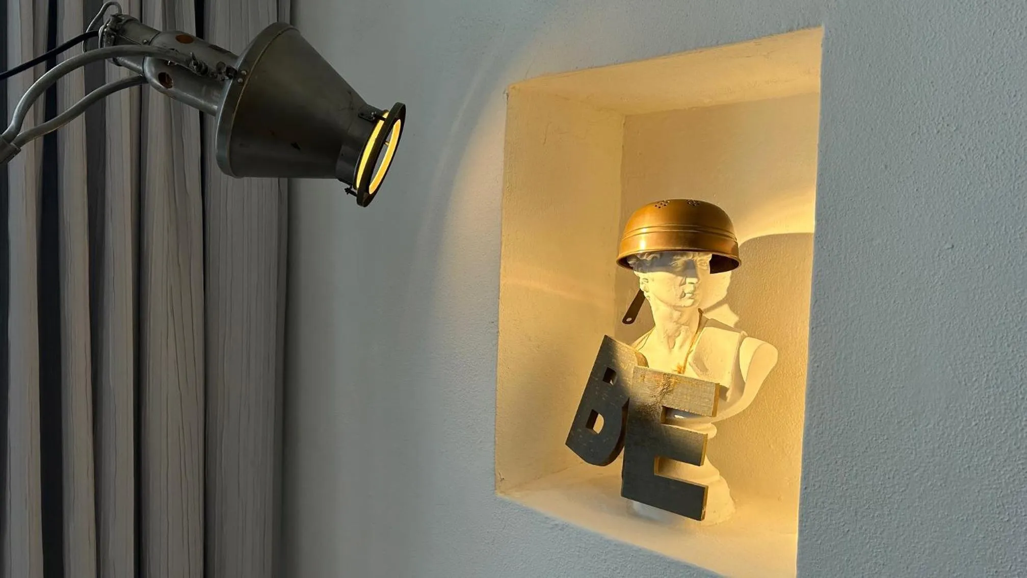 Decorative detail in BE41 Boutique Hotel