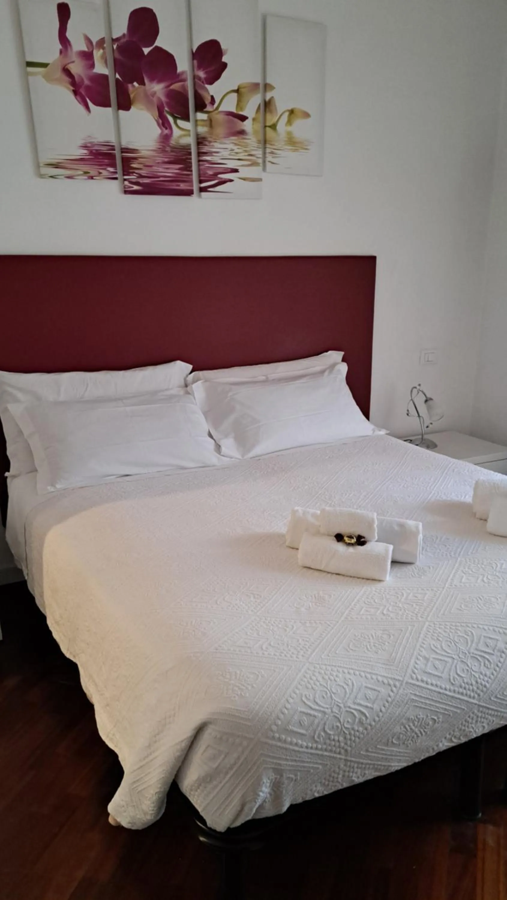 Bedroom, Bed in Le Scalette Al Vaticano B&B