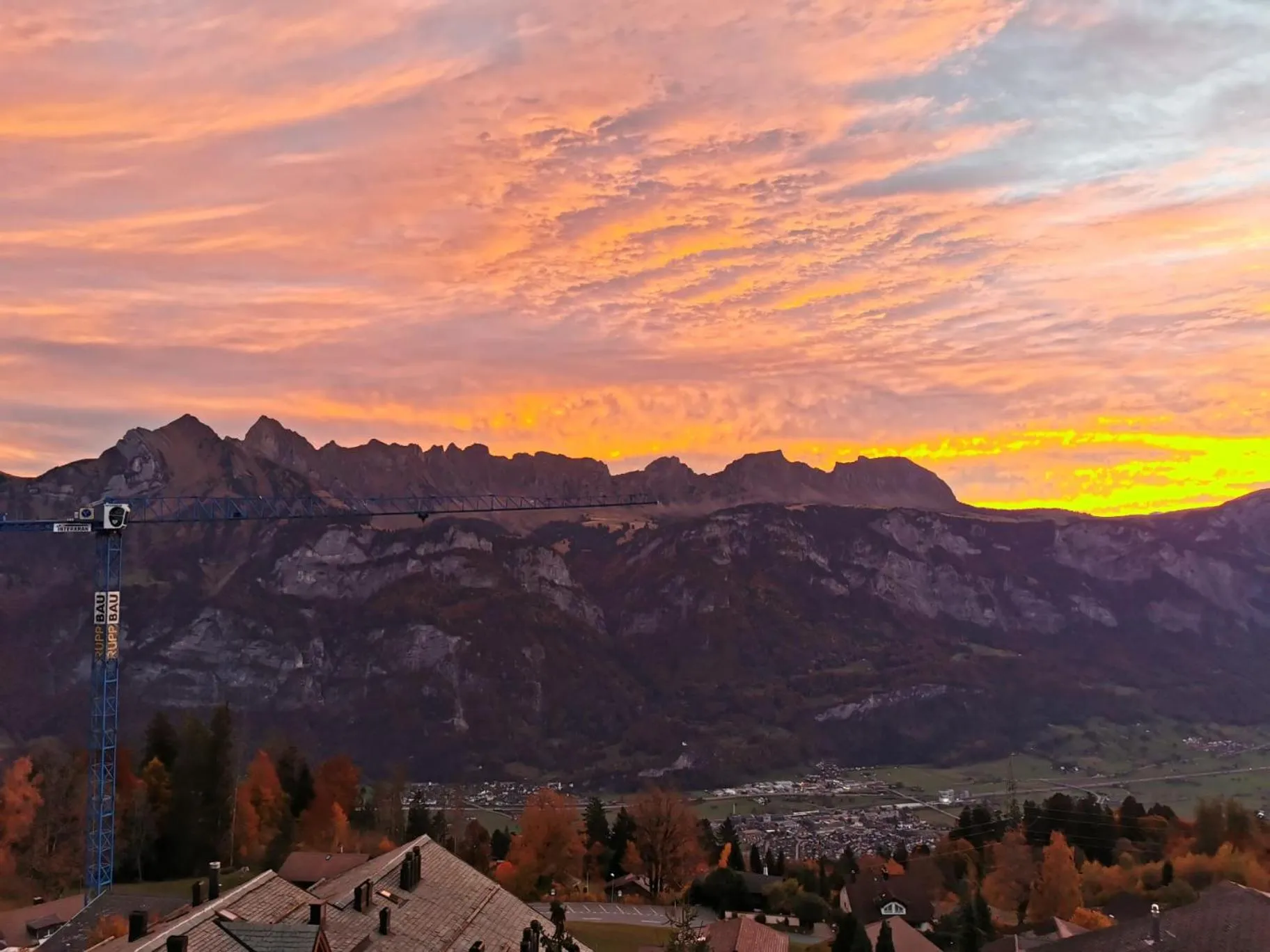 Mountain view in Aparthotel Edy Bruggmann AG