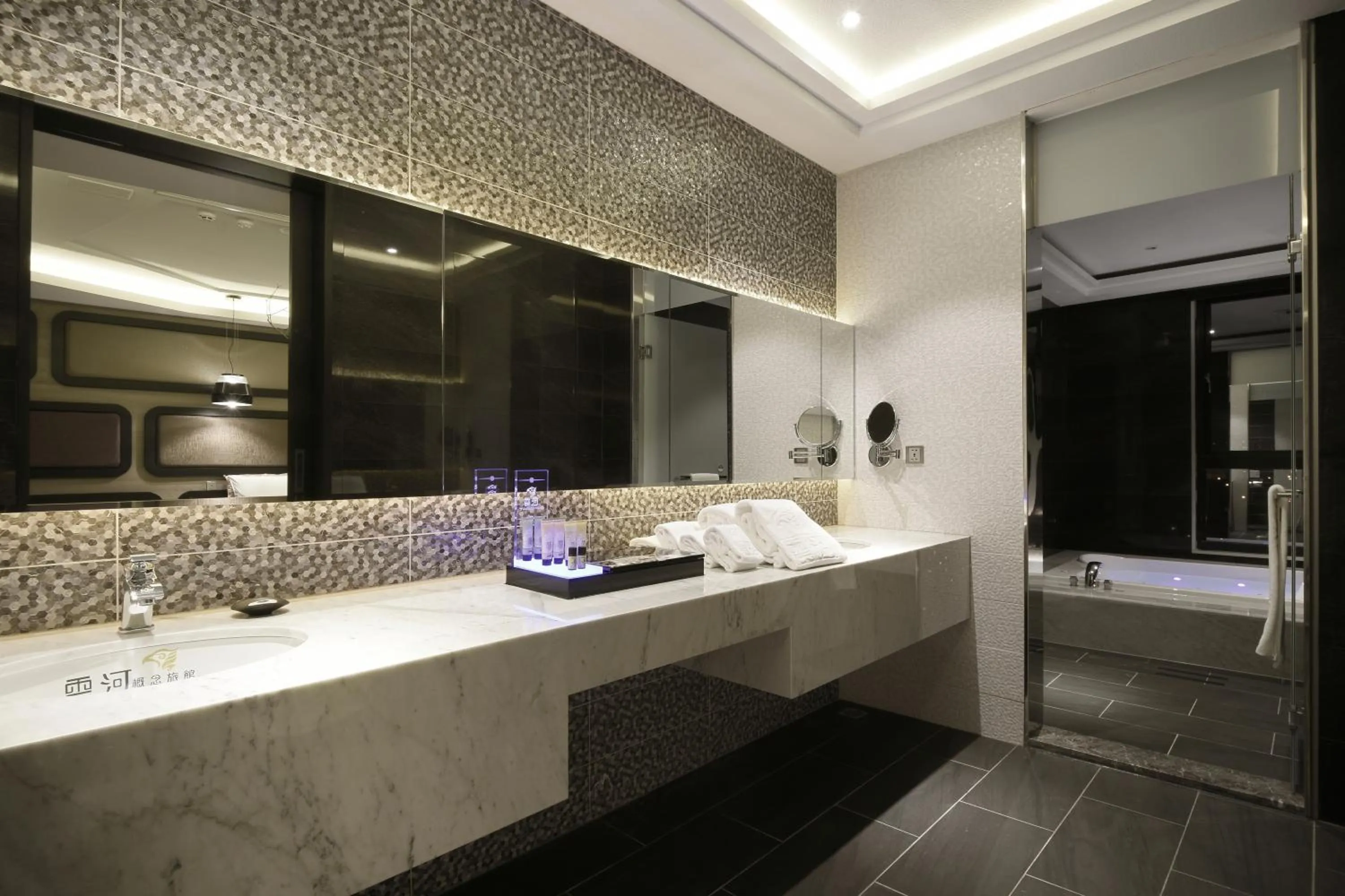 Shower in U-Her Hotel