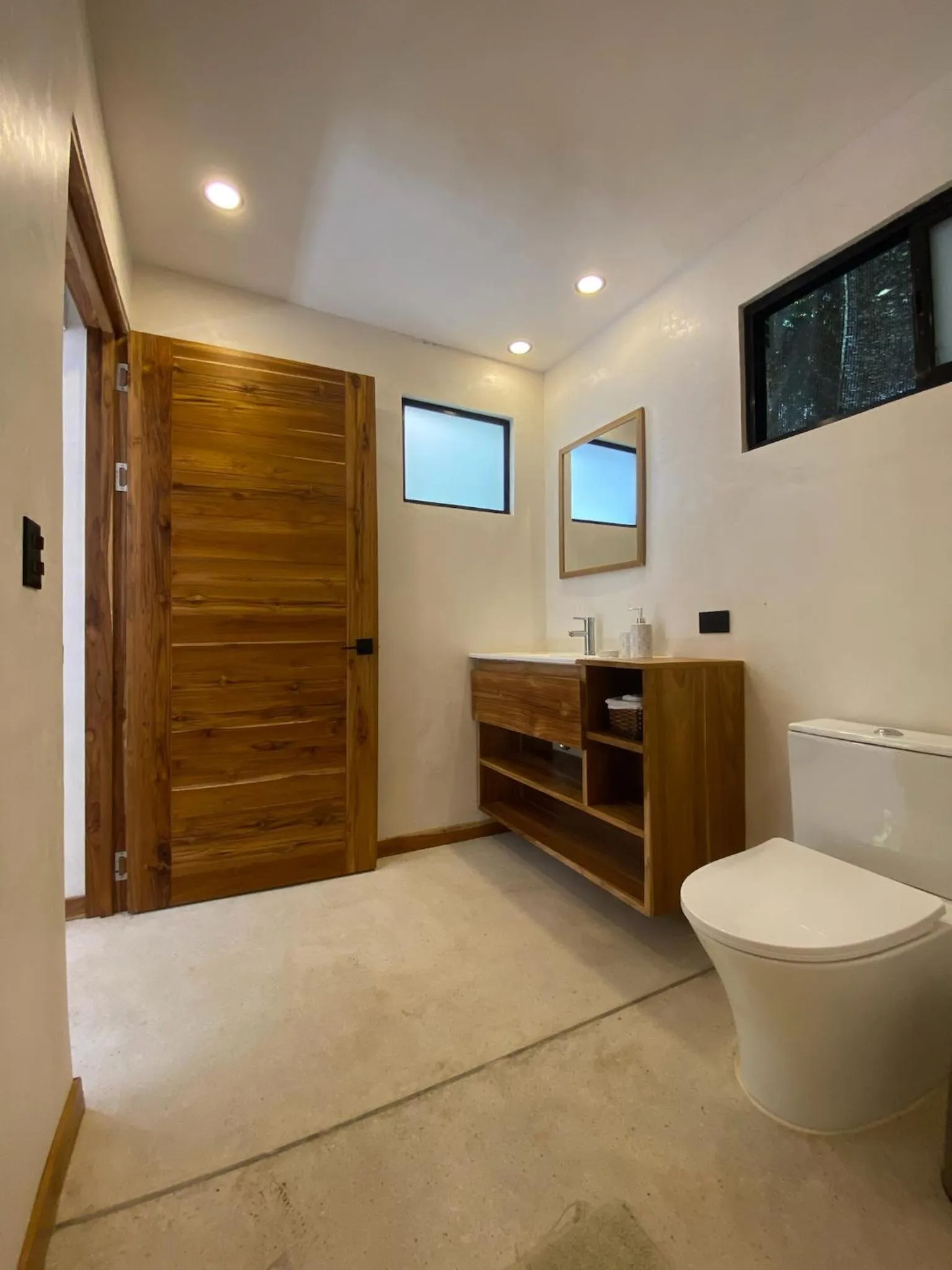 Bathroom in Believe Surf & Yoga Lodge Santa Teresa