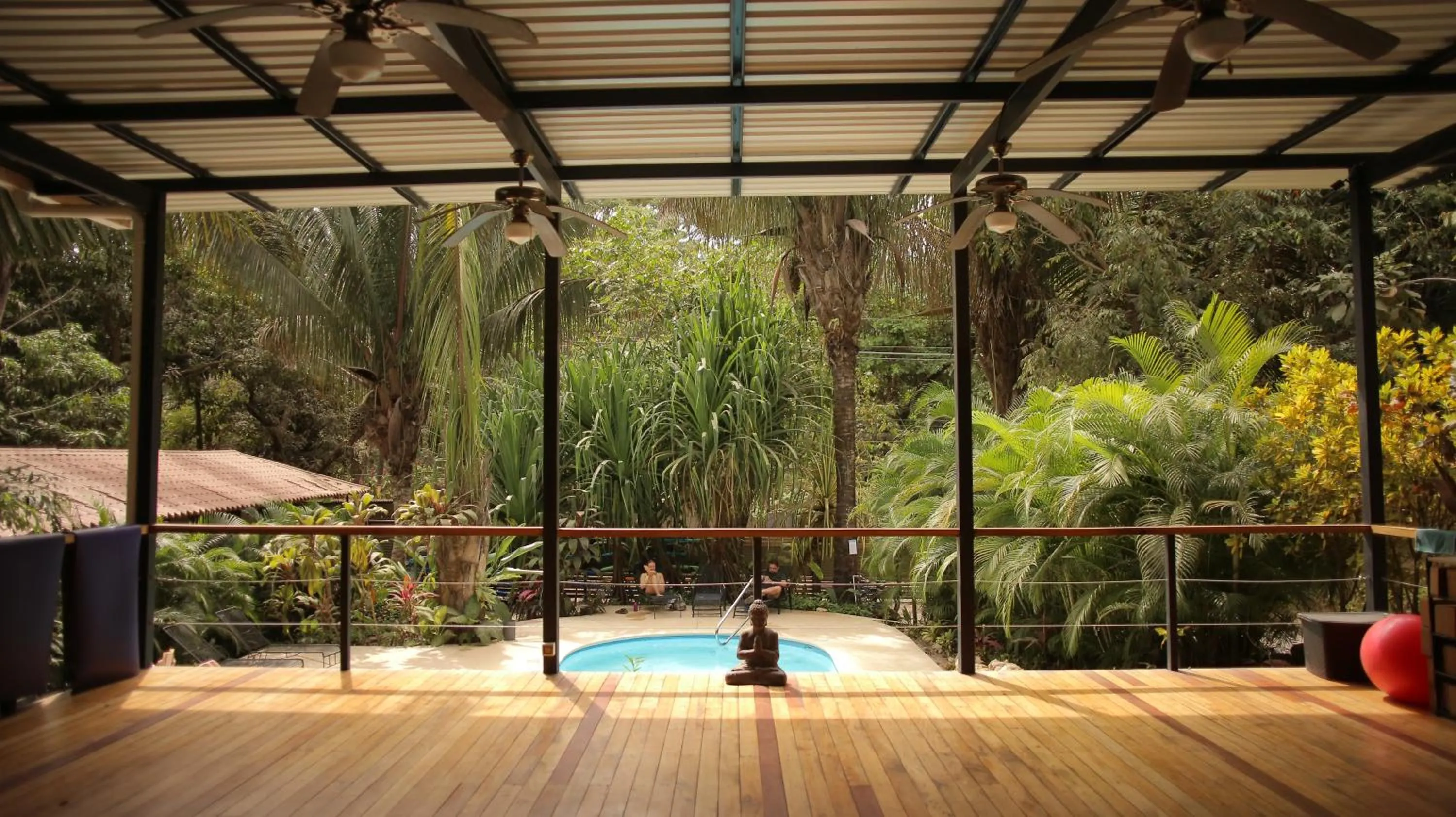 Fitness centre/facilities in Believe Surf & Yoga Lodge Santa Teresa