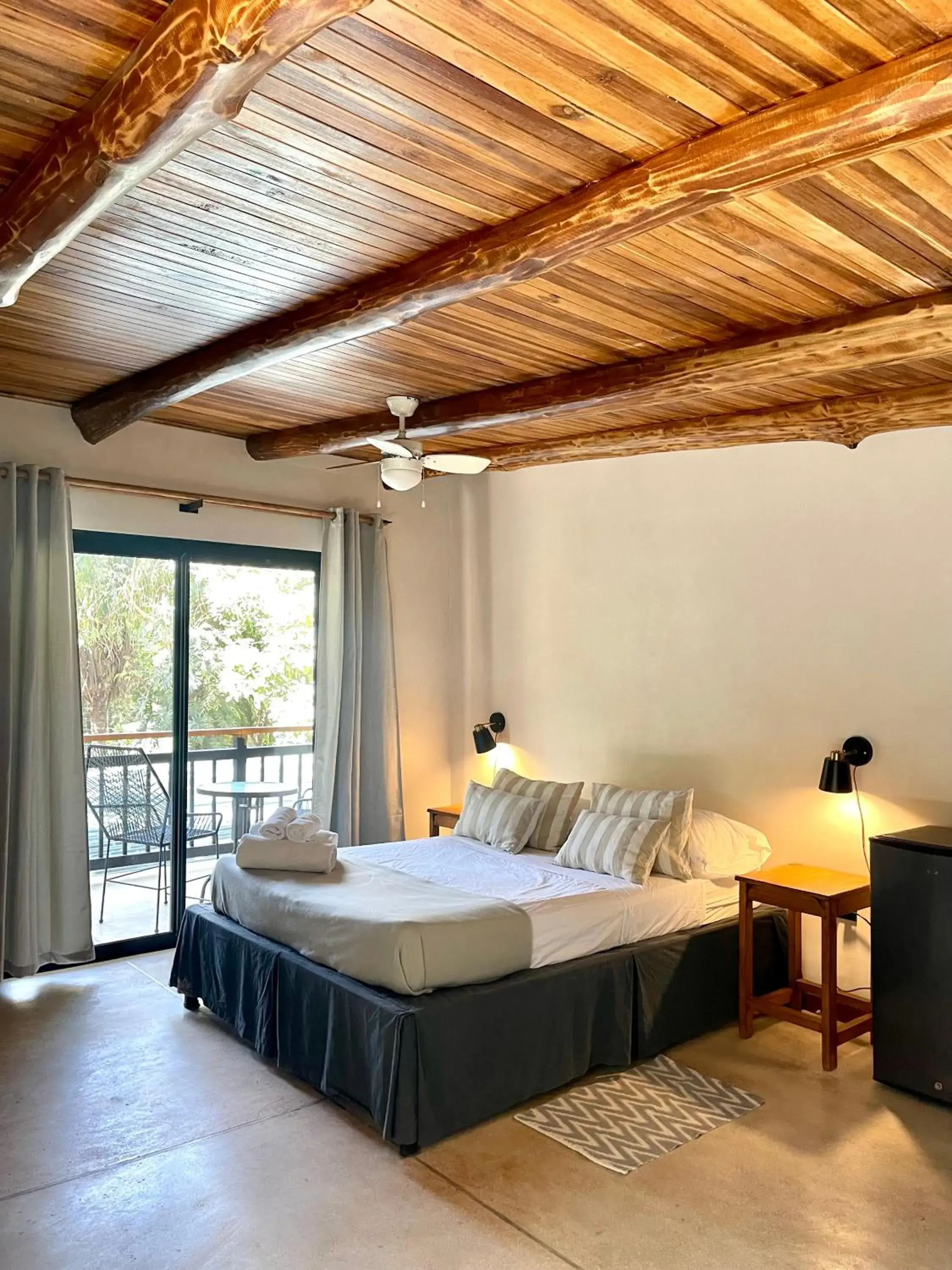 Triple Room with Balcony in Believe Surf & Yoga Lodge Santa Teresa Triple Room with Balcony in Believe Surf & Yoga Lodge Santa Teresa