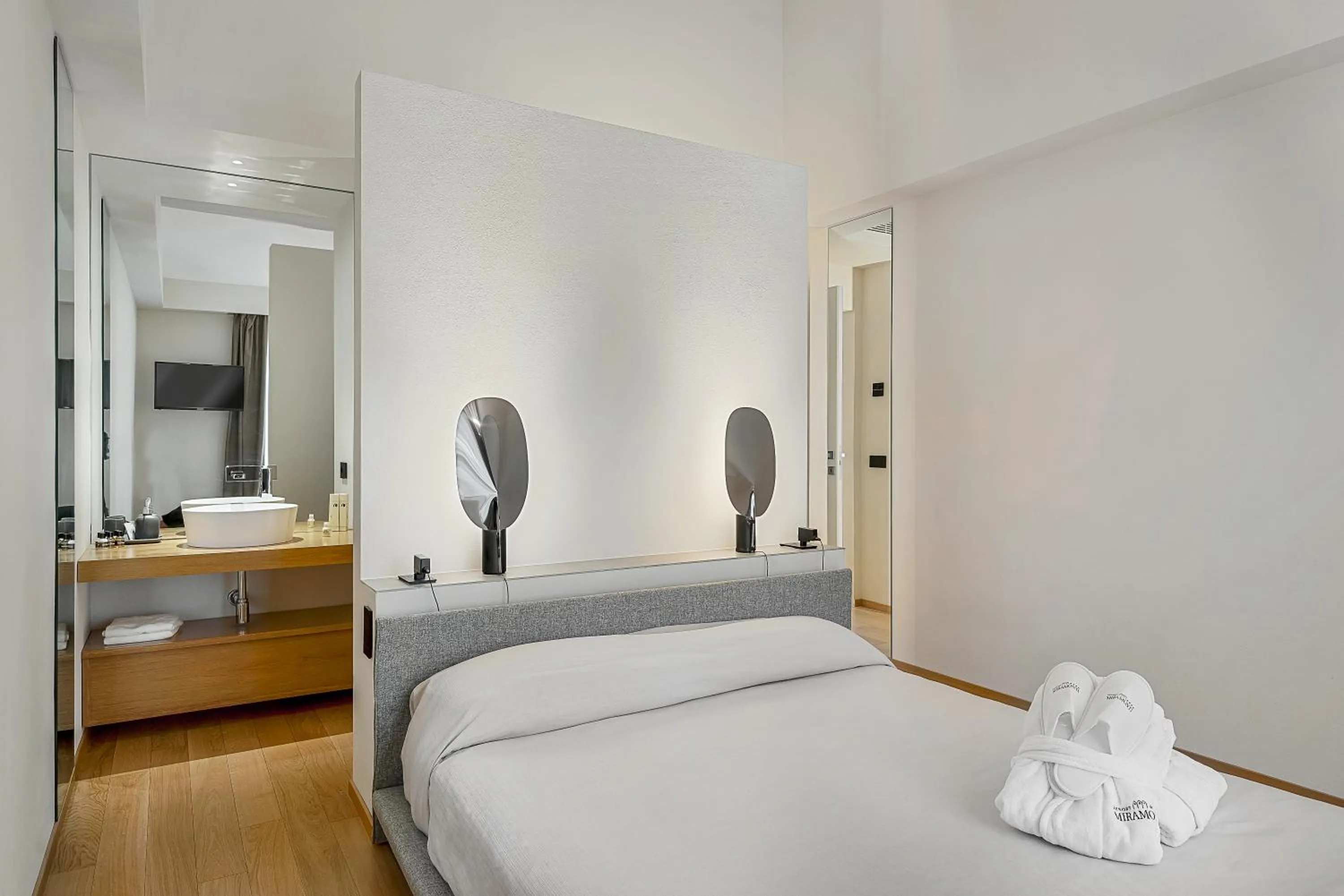 Bedroom, Bed in Resort Miramonti